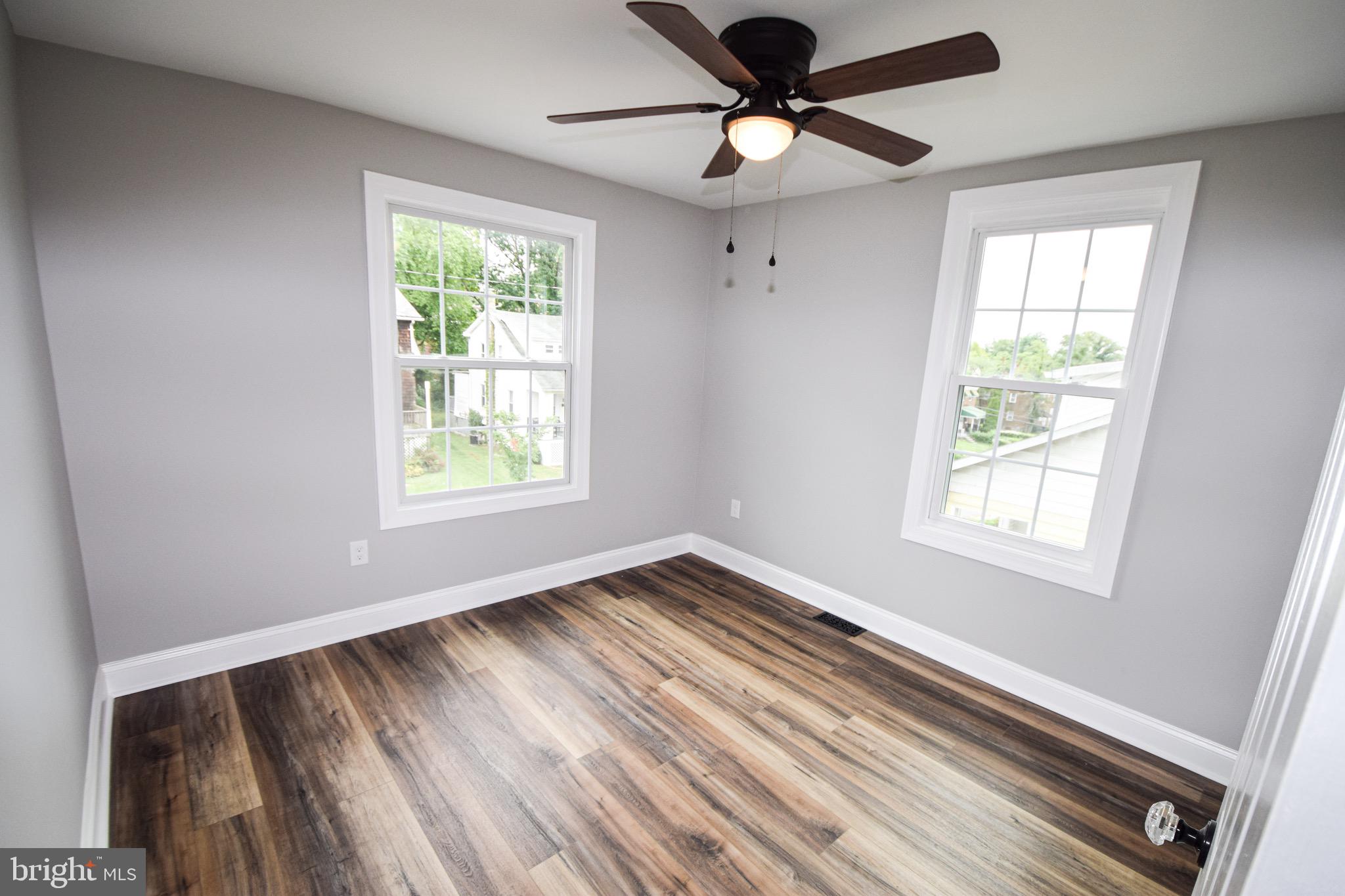 WINSTON GOVANS - Residential