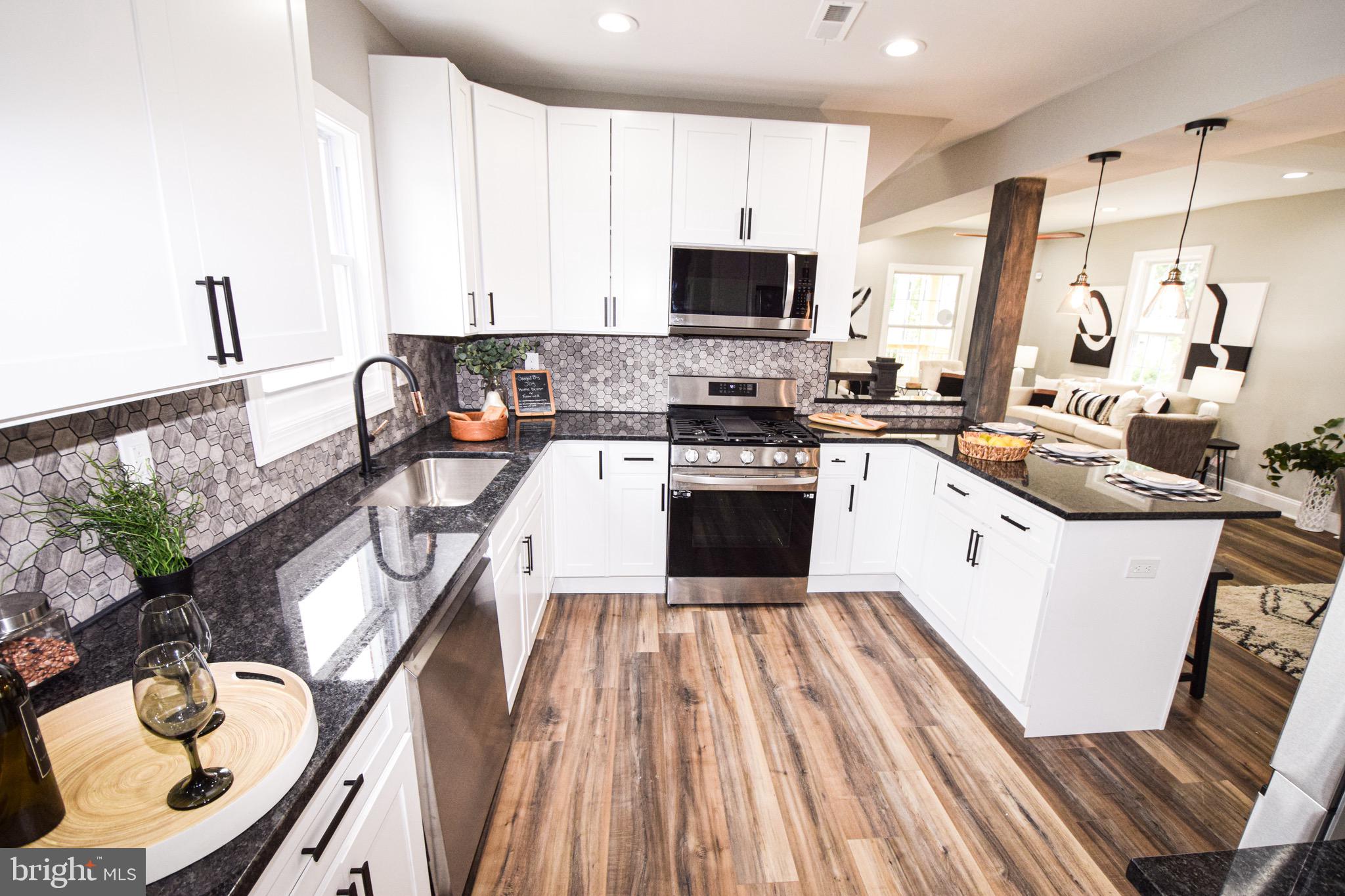 WINSTON GOVANS - Residential