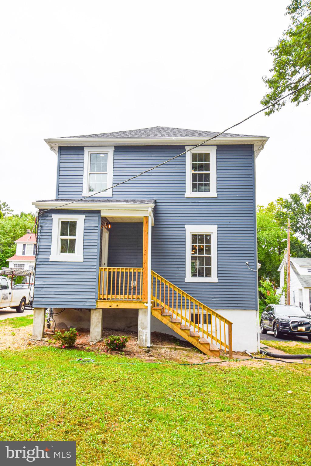 WINSTON GOVANS - Residential