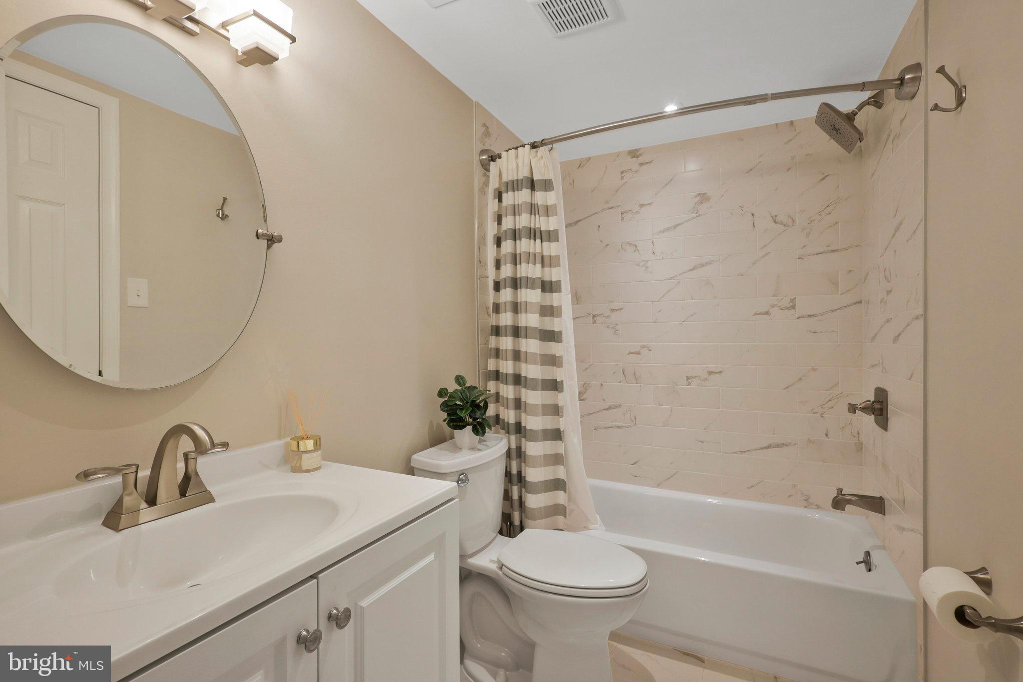 BARTON PLACE - Residential Lease