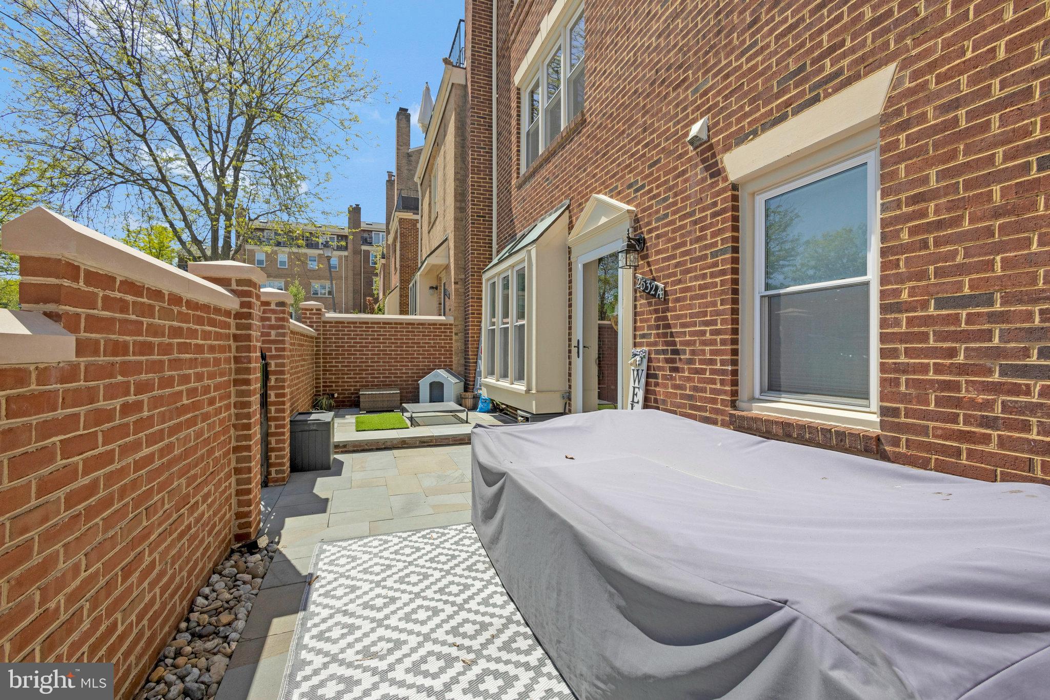 BARTON PLACE - Residential Lease