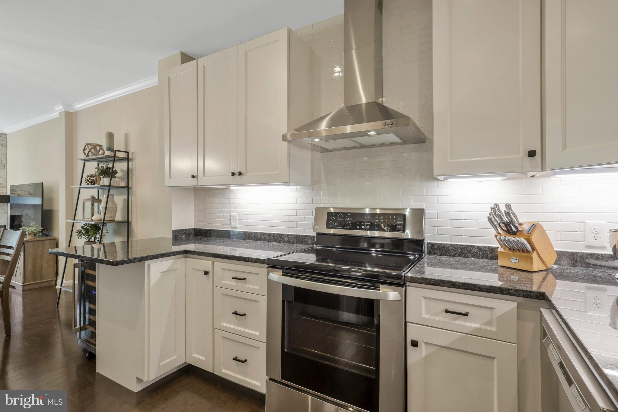 BARTON PLACE - Residential Lease