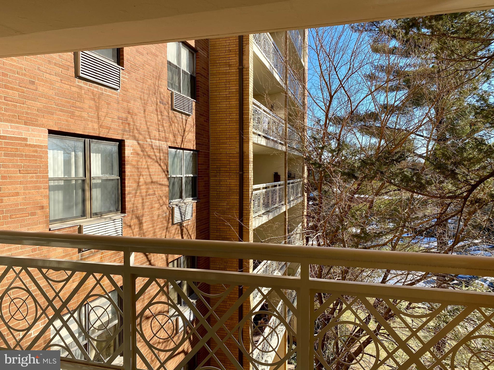 ELKINS PARK HOUSE - Residential