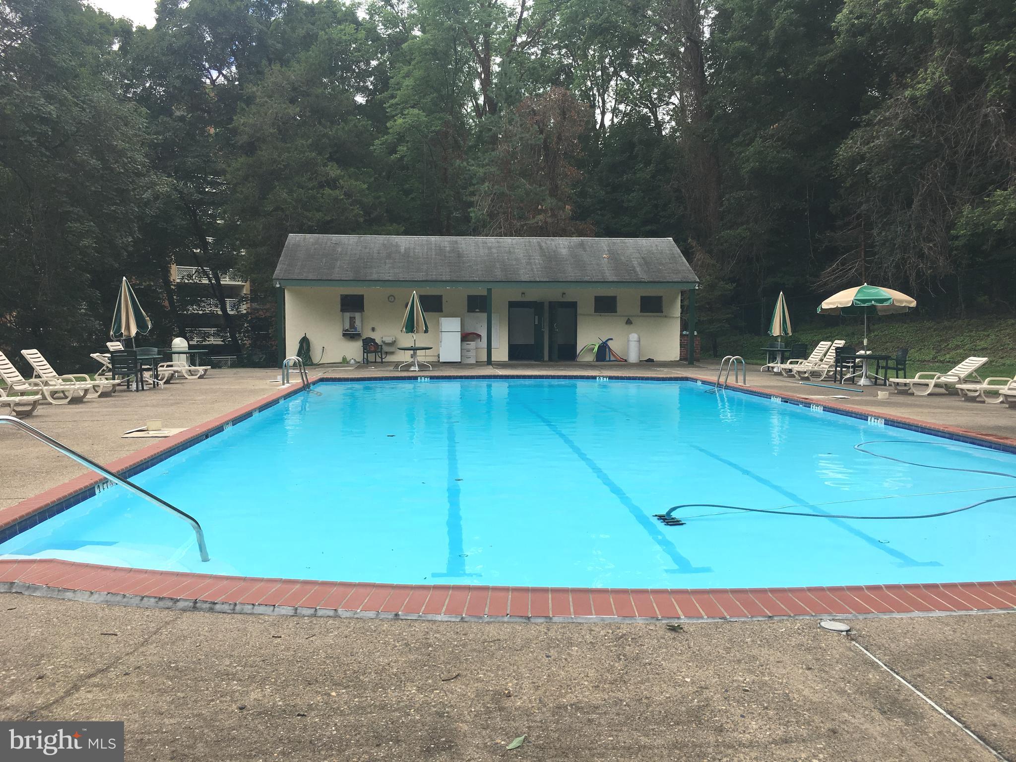 ELKINS PARK HOUSE - Residential