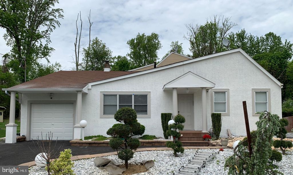 Photo of 3332 Philmont Avenue, HUNTINGDON VALLEY, PA 19006 (MLS # PAMC2176300)