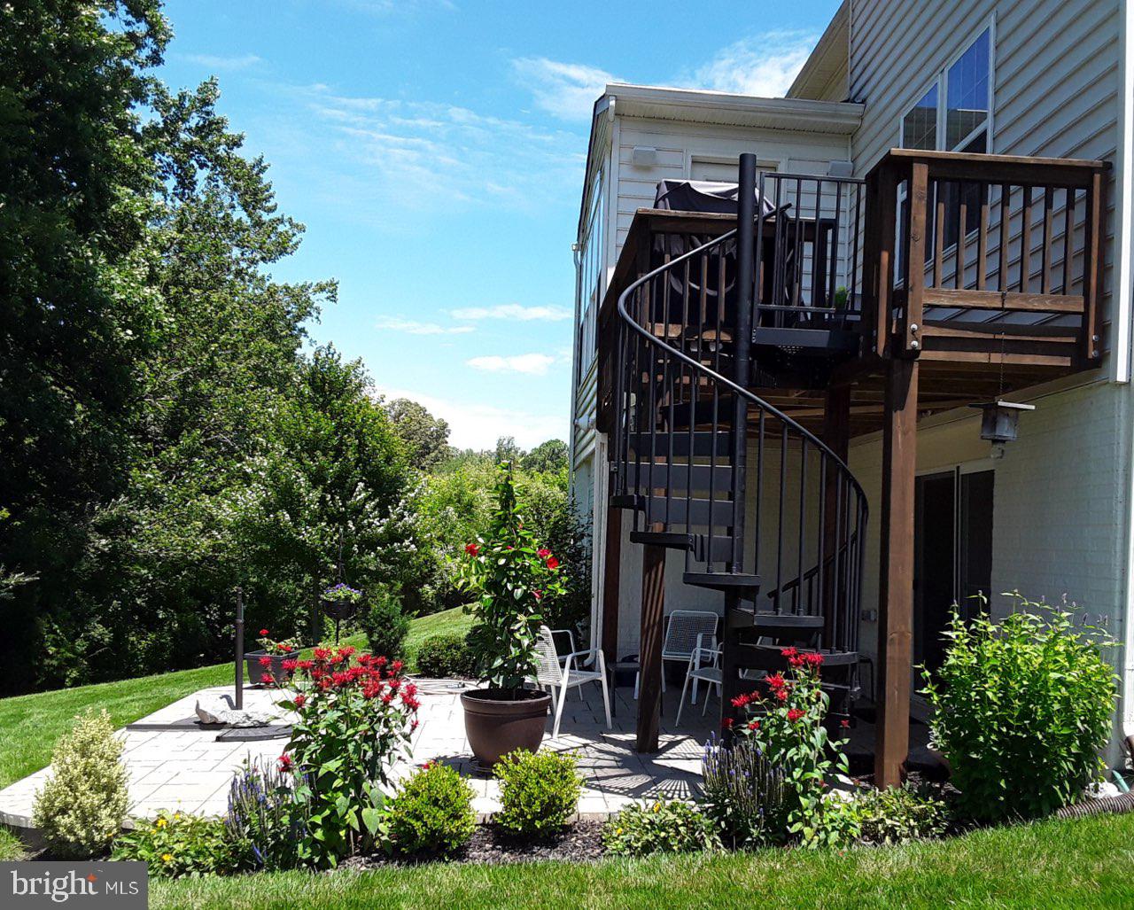 THE MEADOWS AT BARNES CR - Residential