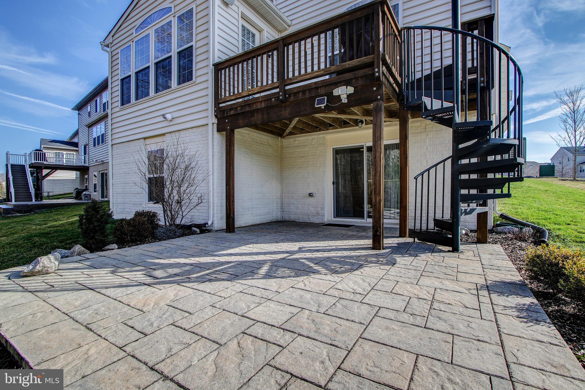 THE MEADOWS AT BARNES CR - Residential