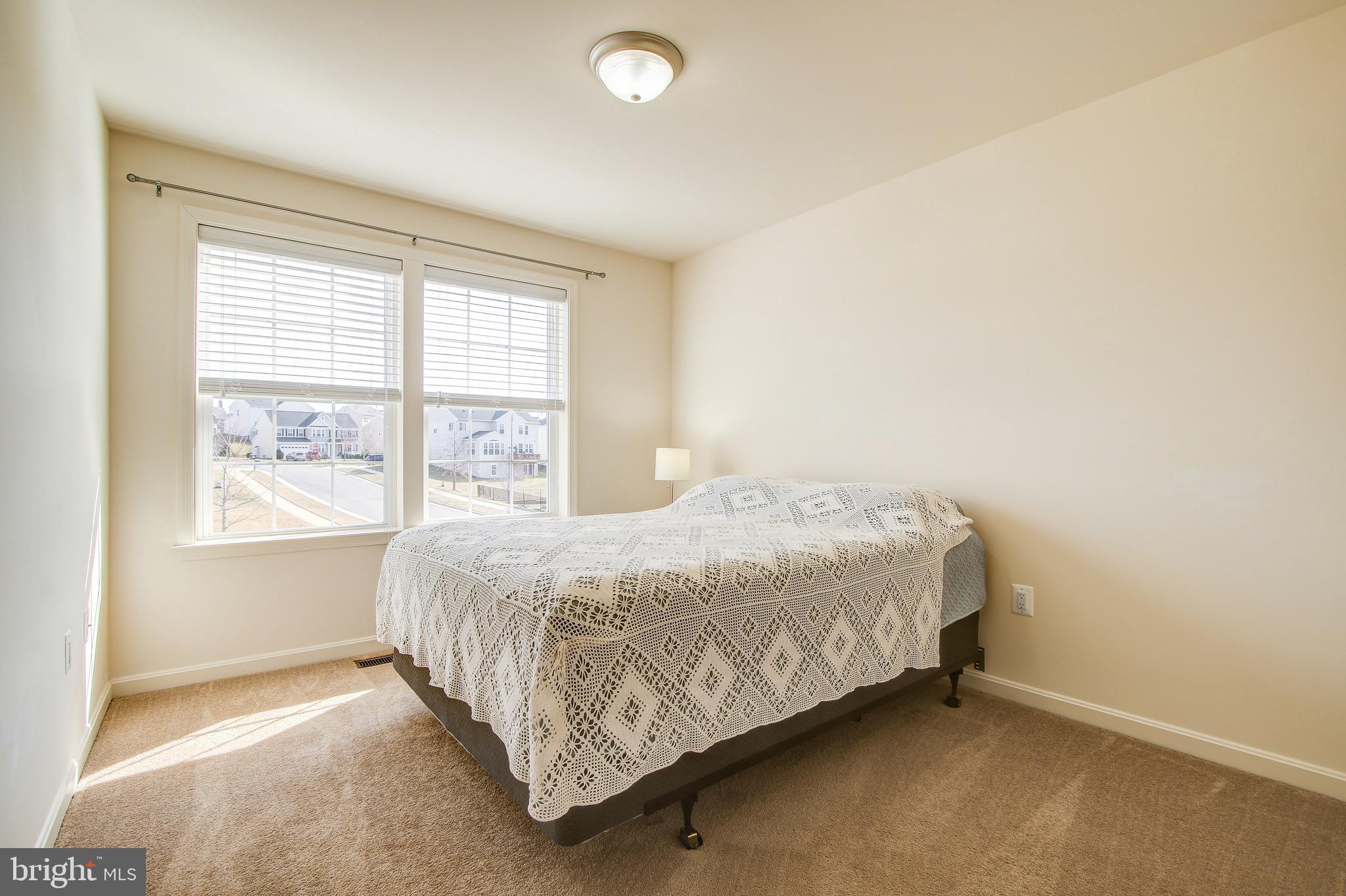 THE MEADOWS AT BARNES CR - Residential