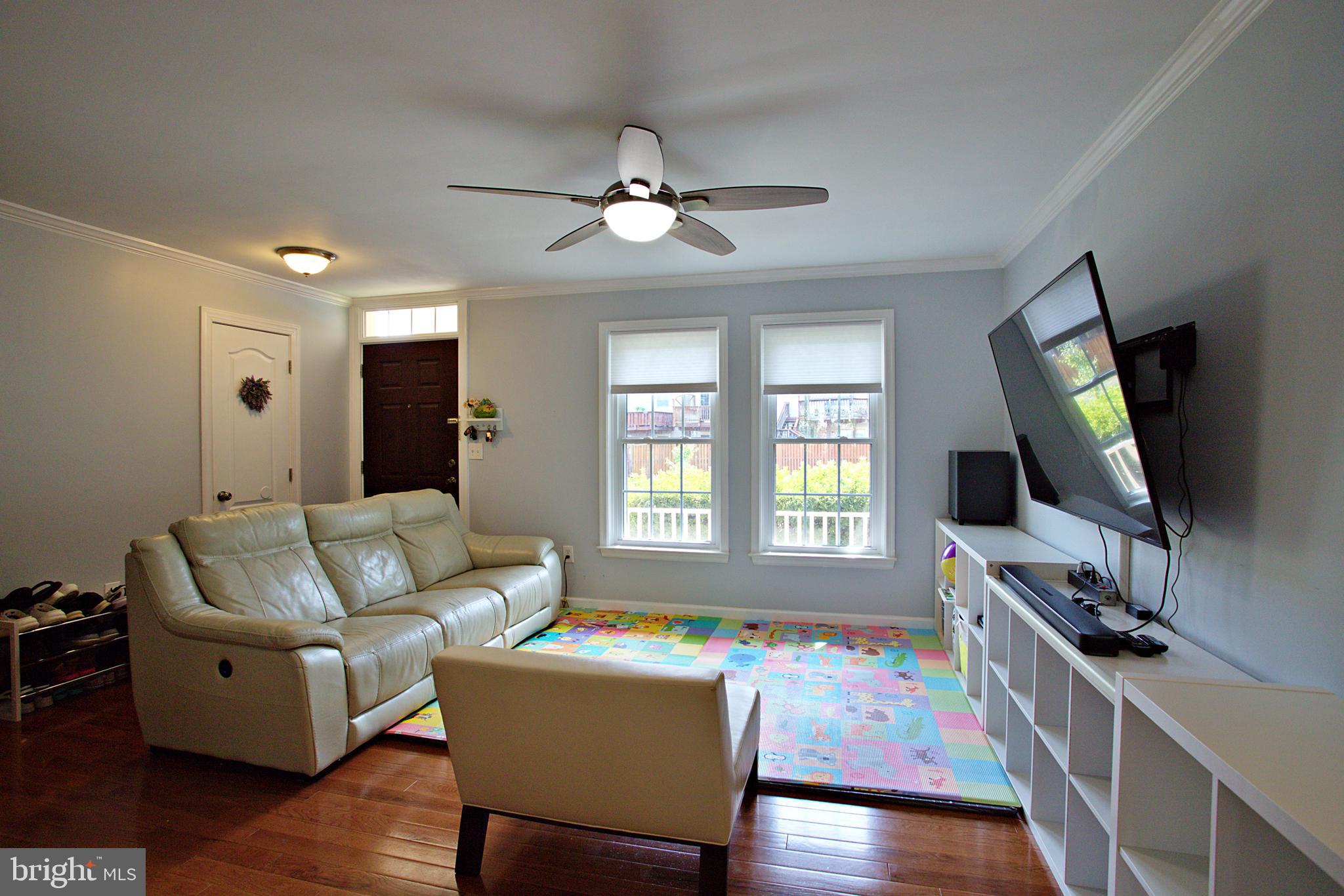 CAROLYN FOREST - Residential Lease