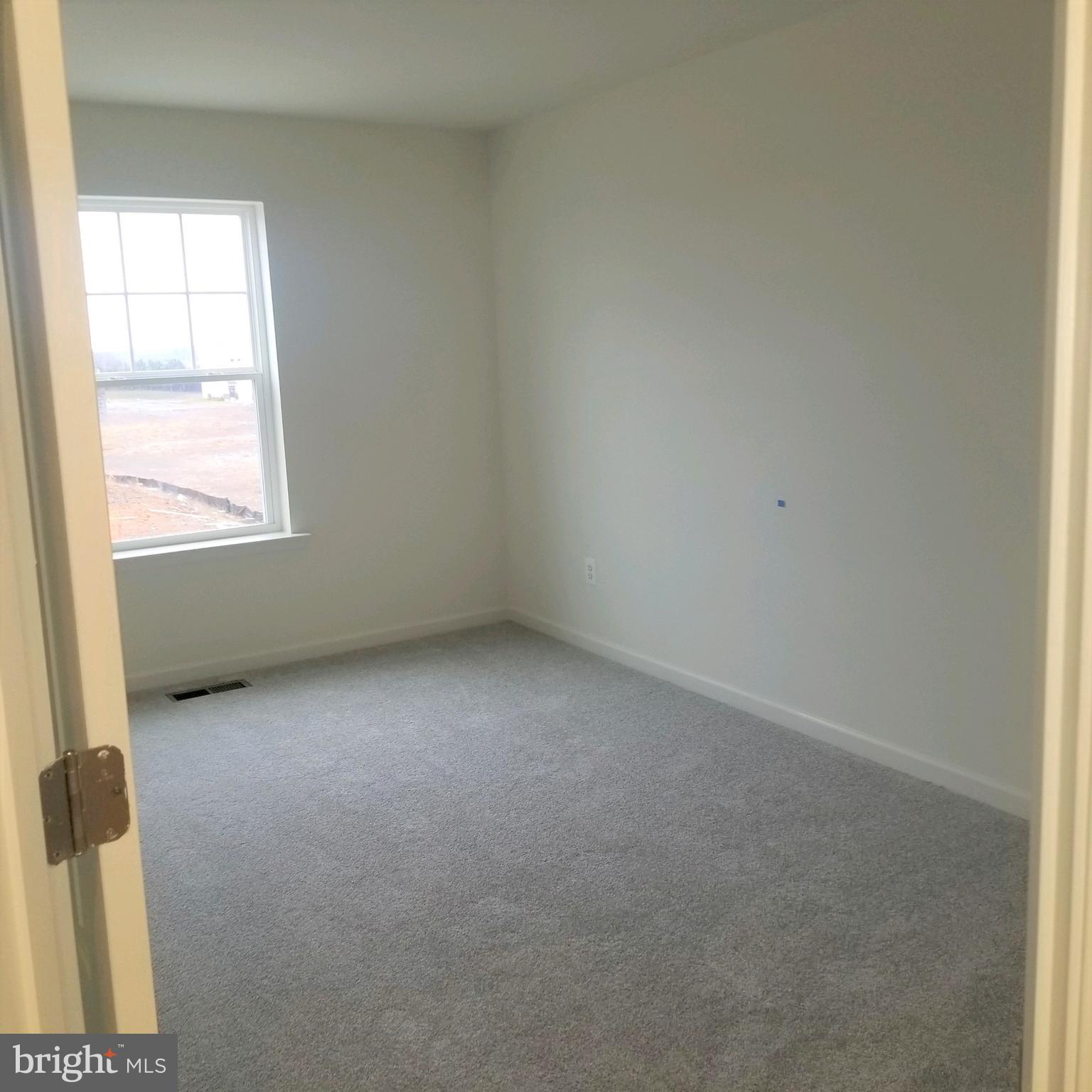 OVERLOOK AT RIVERSIDE TOWNHOMES - Residential