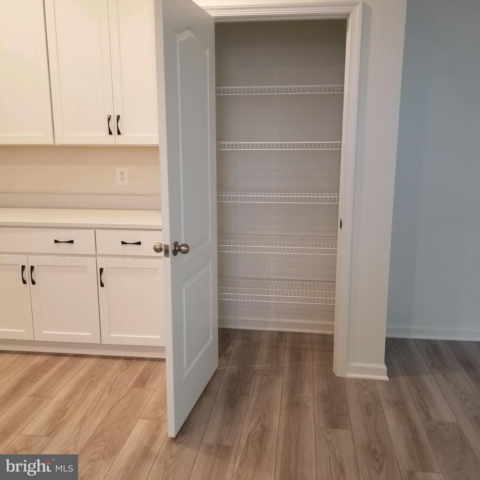 OVERLOOK AT RIVERSIDE TOWNHOMES - Residential