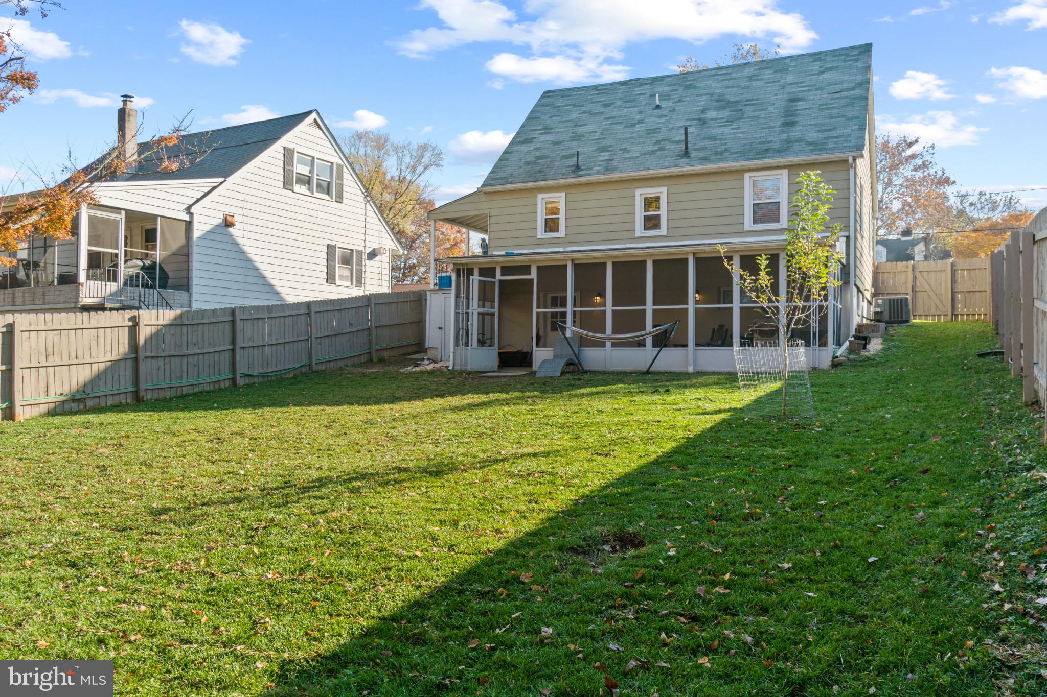 EAST KENWOOD PARK - Residential