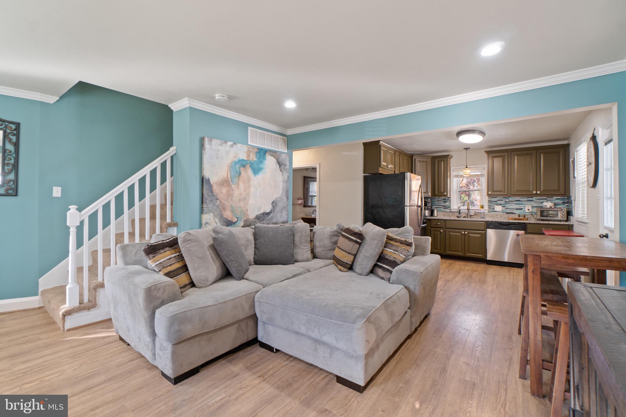 EAST KENWOOD PARK - Residential