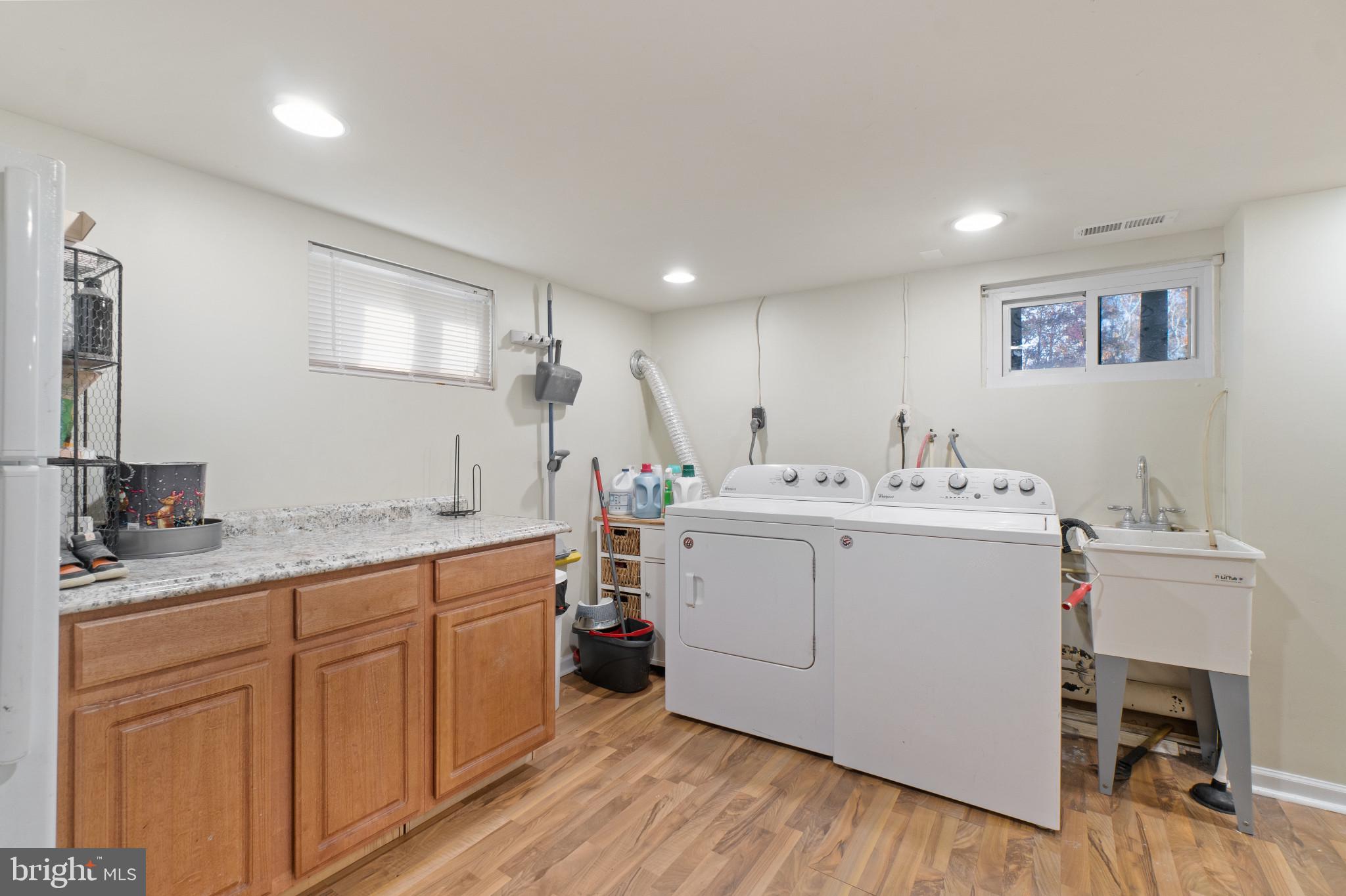 EAST KENWOOD PARK - Residential