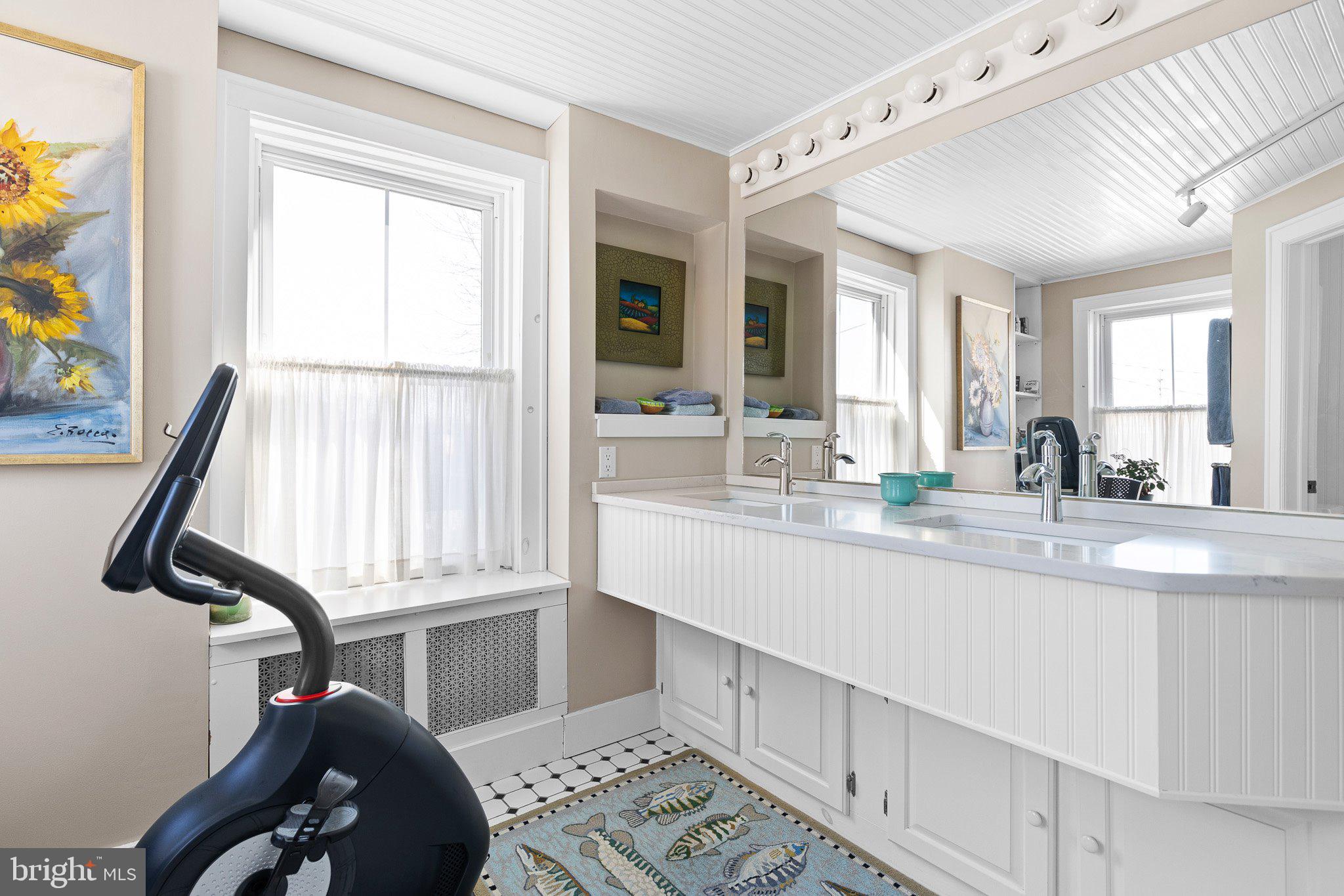 TROLLEY SQUARE - Residential