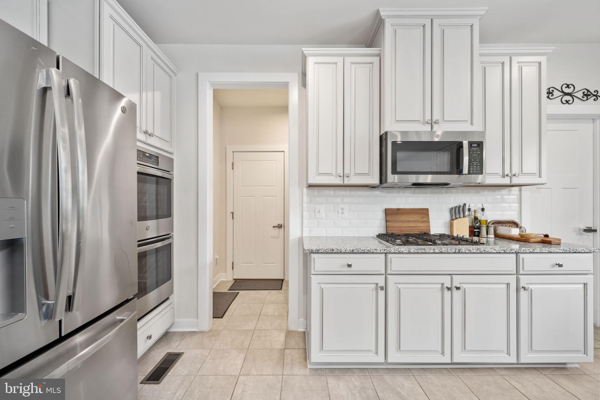 POTOMAC SHORES - Residential