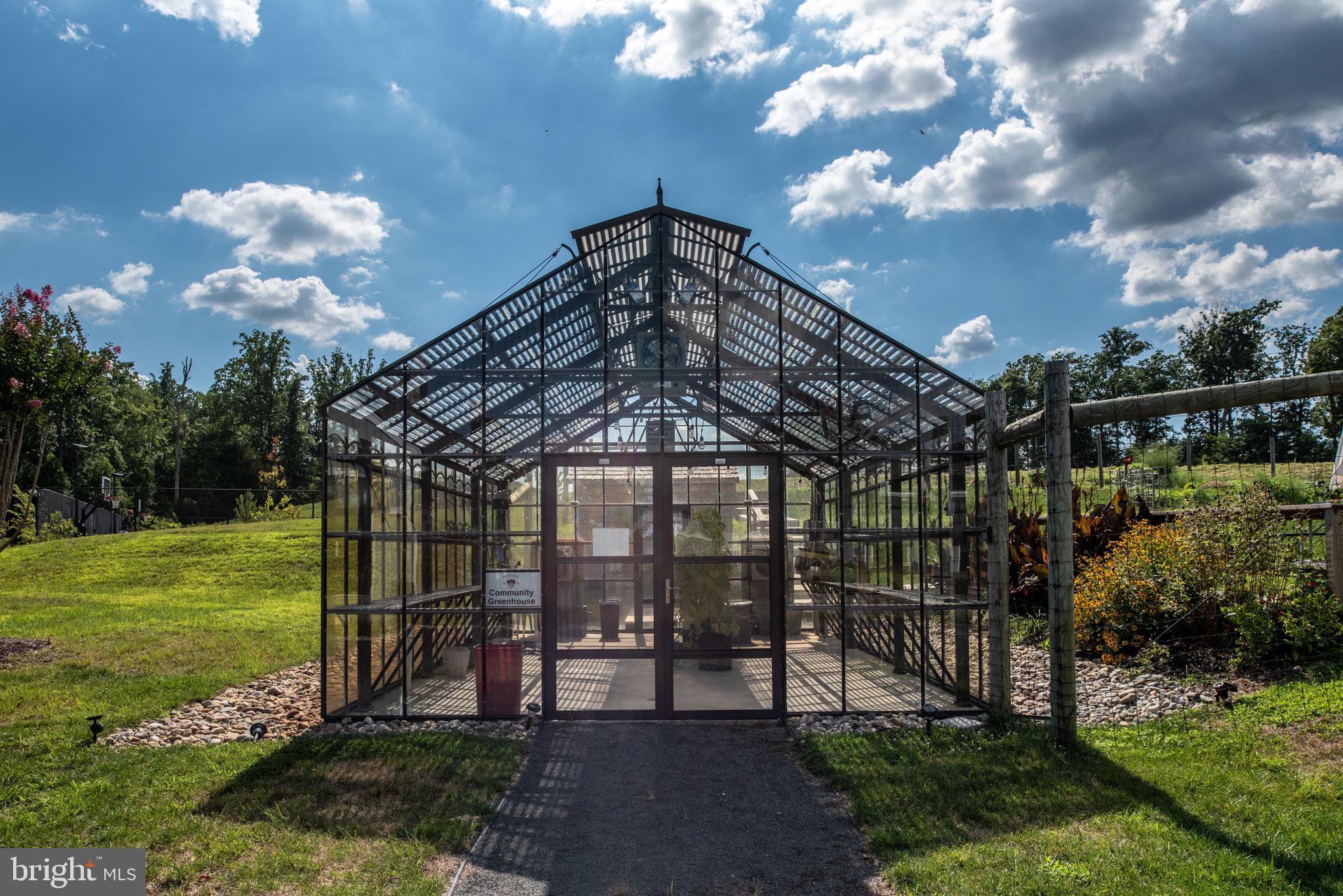 POTOMAC SHORES - Residential