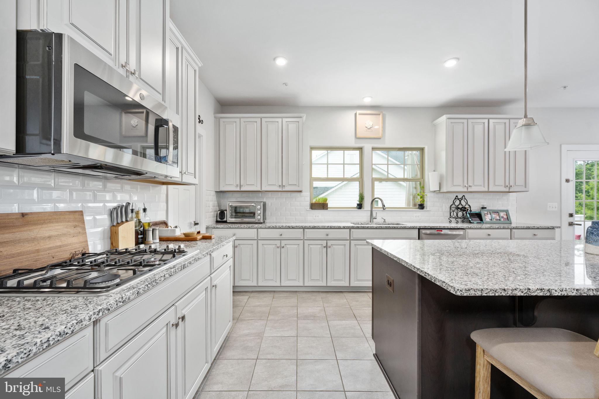 POTOMAC SHORES - Residential