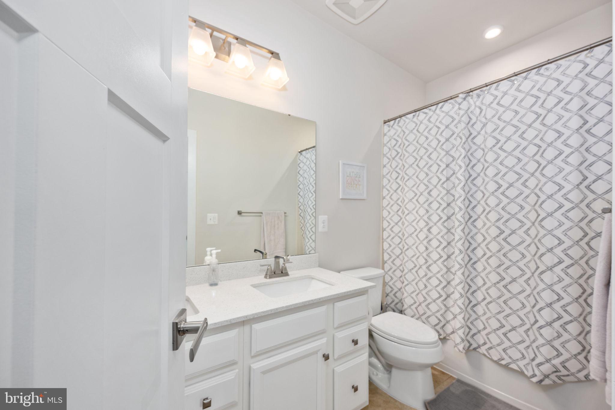 POTOMAC SHORES - Residential