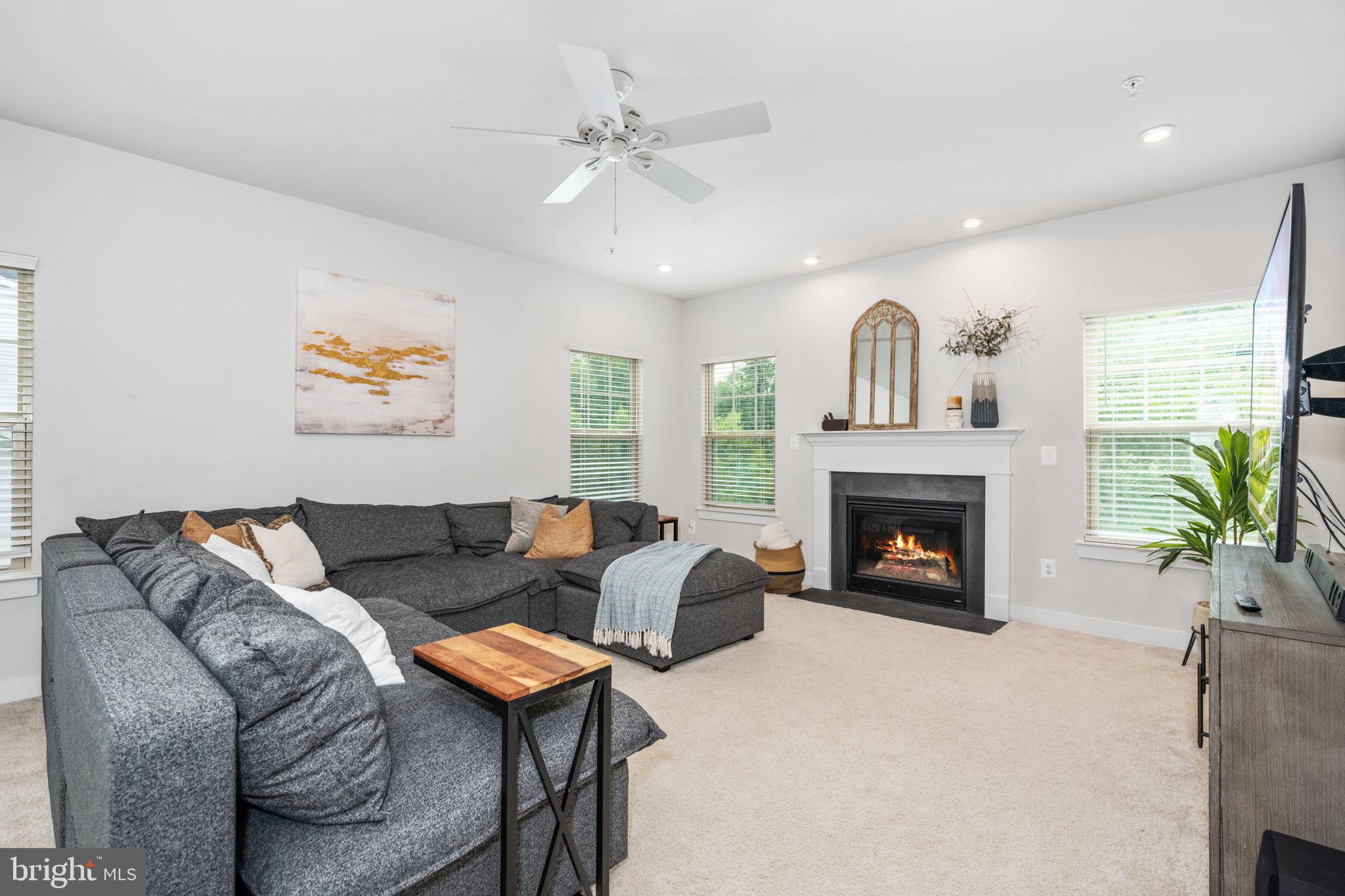 POTOMAC SHORES - Residential