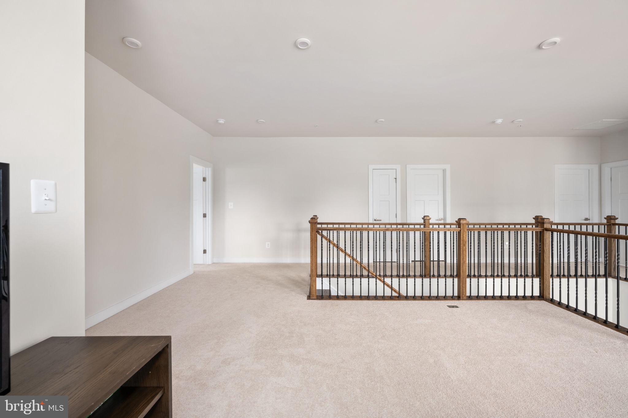 POTOMAC SHORES - Residential