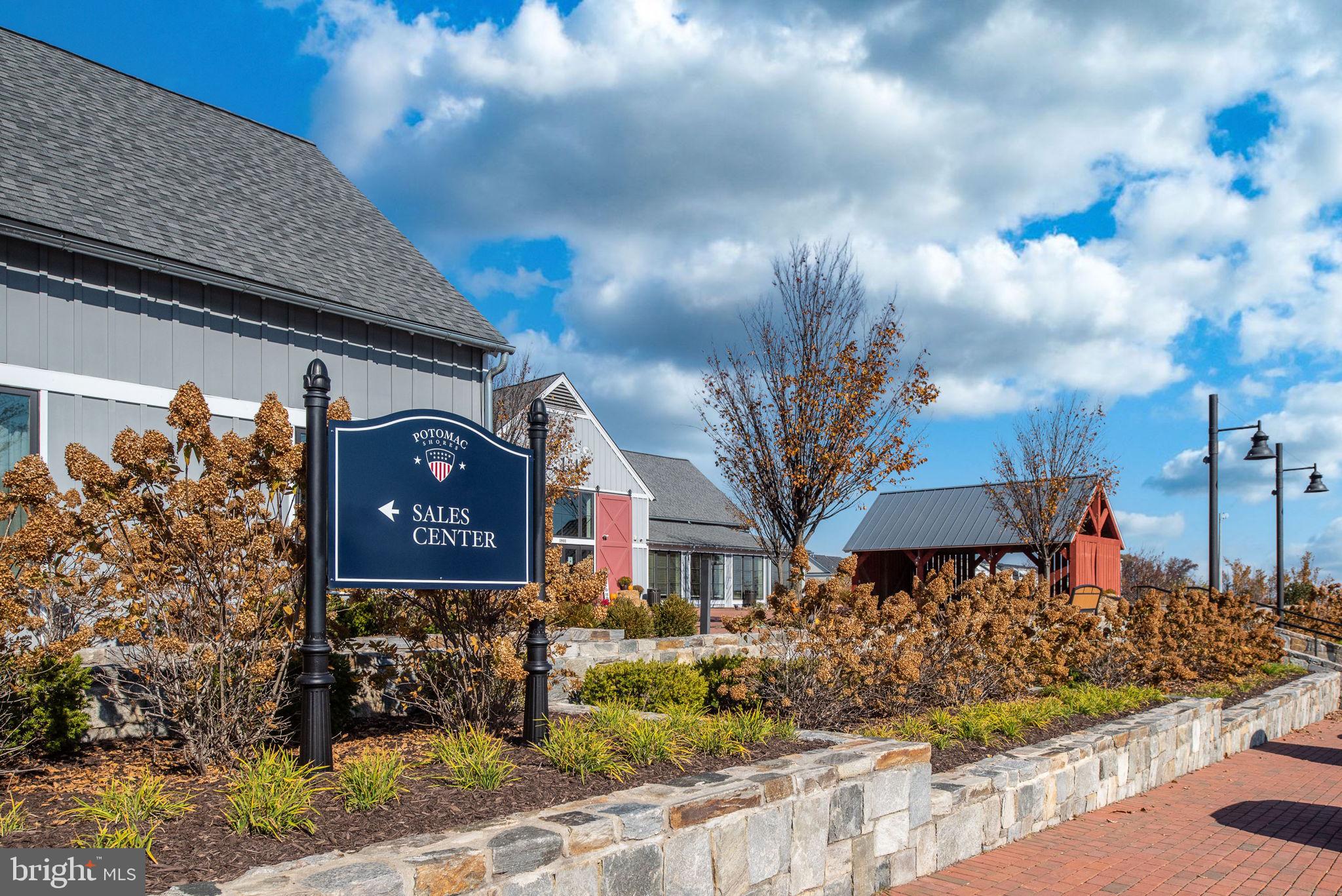 POTOMAC SHORES - Residential