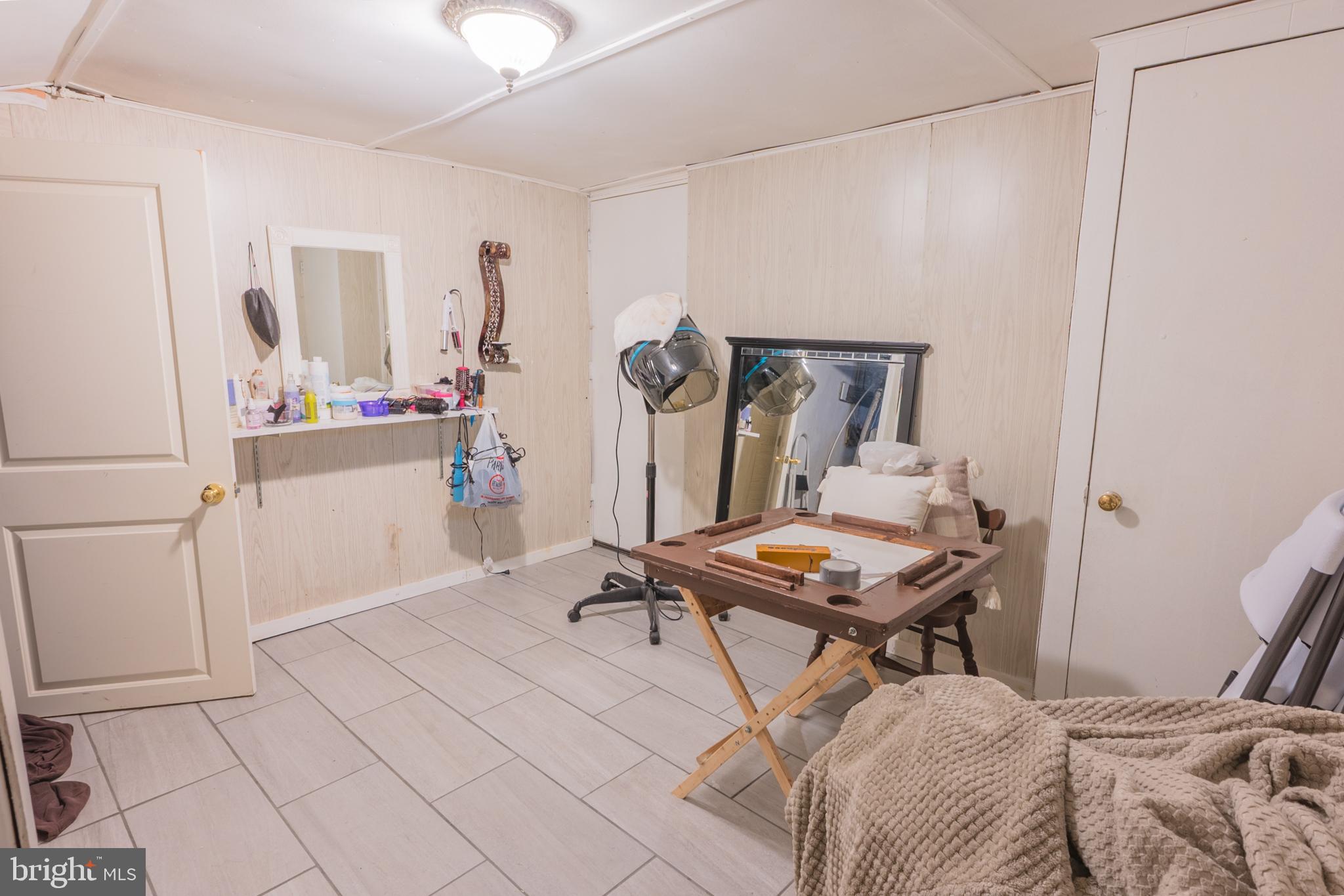 NORTHEAST READING - Residential