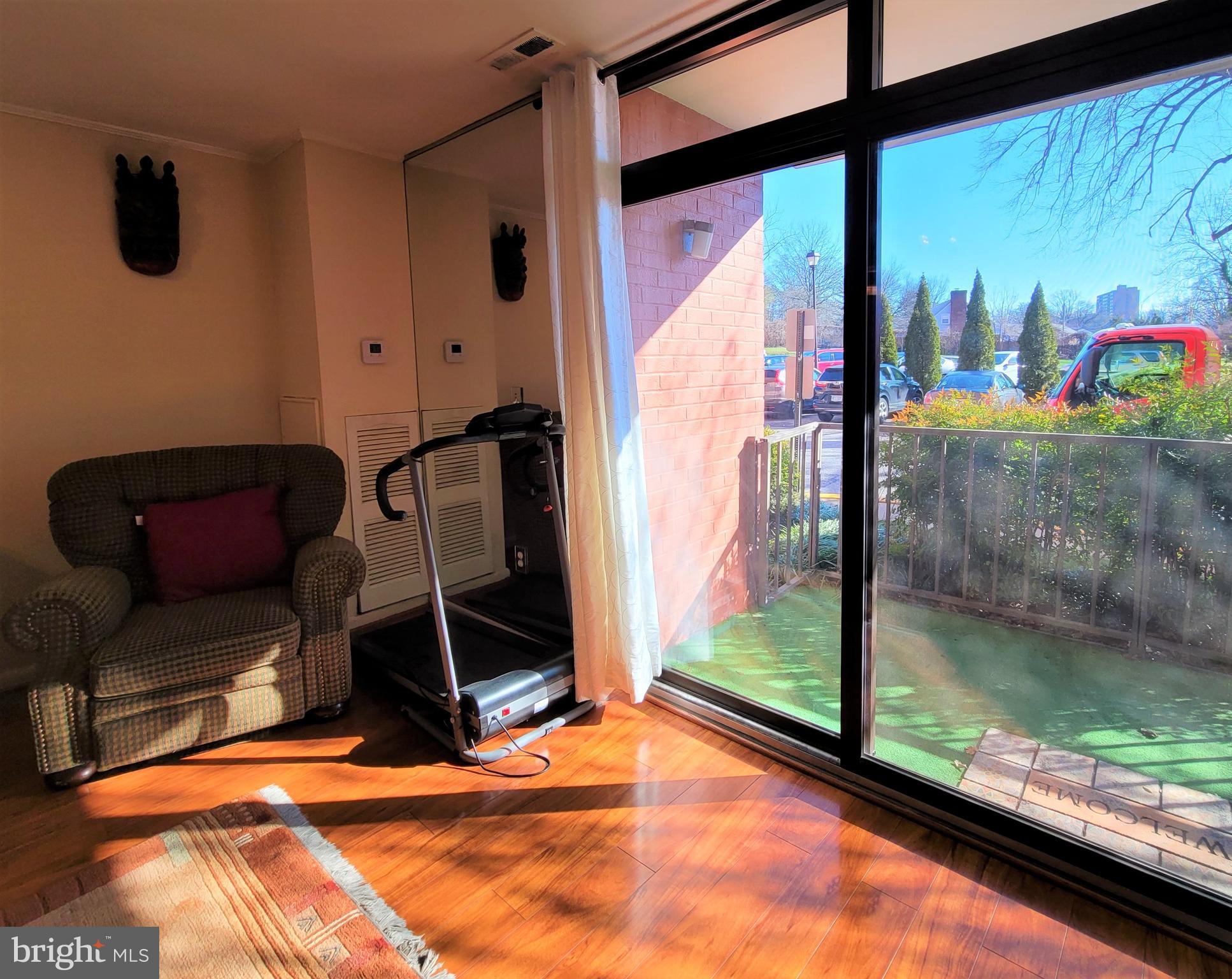 DULANEY VALLEY GARDENS - Residential