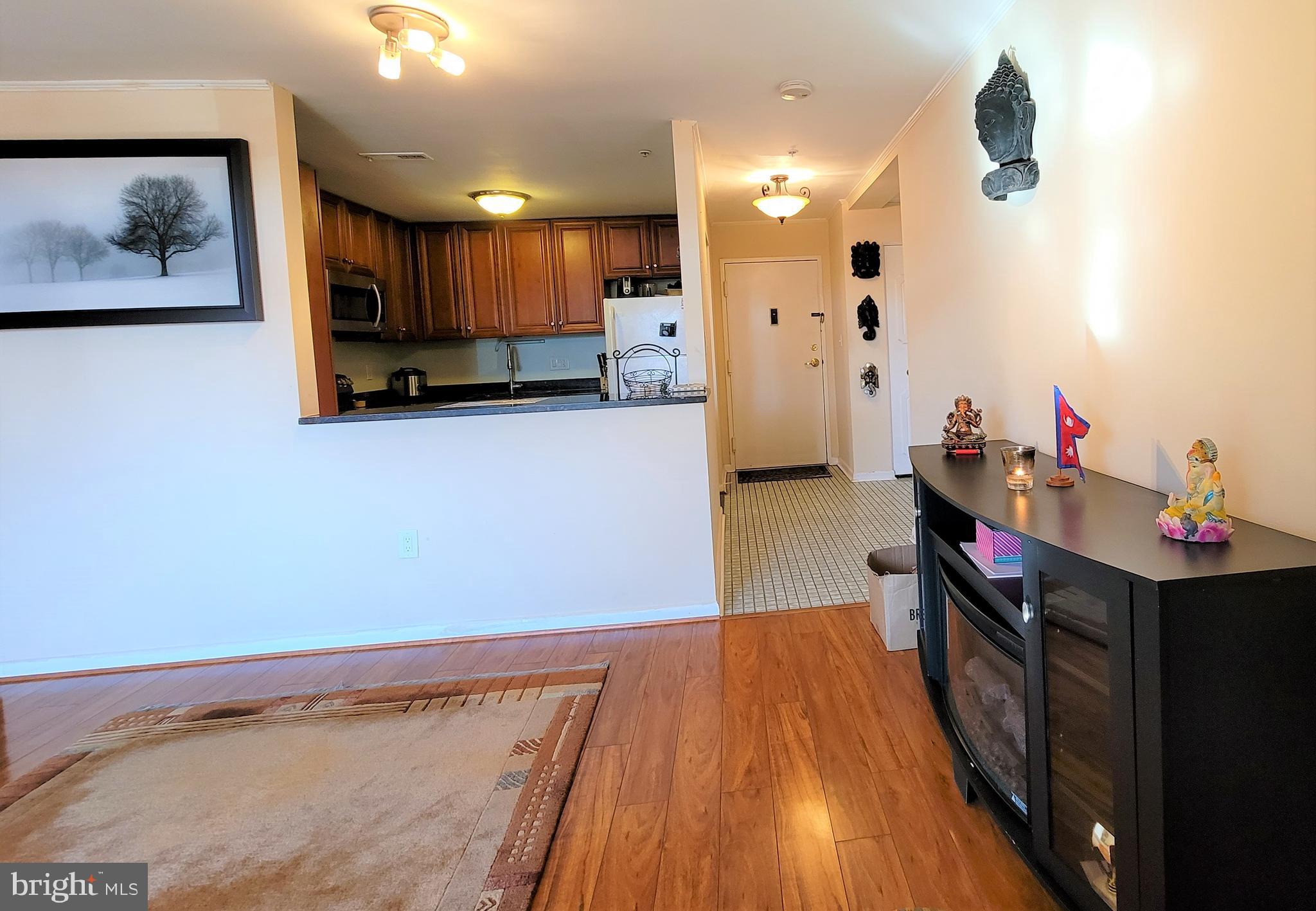 DULANEY VALLEY GARDENS - Residential