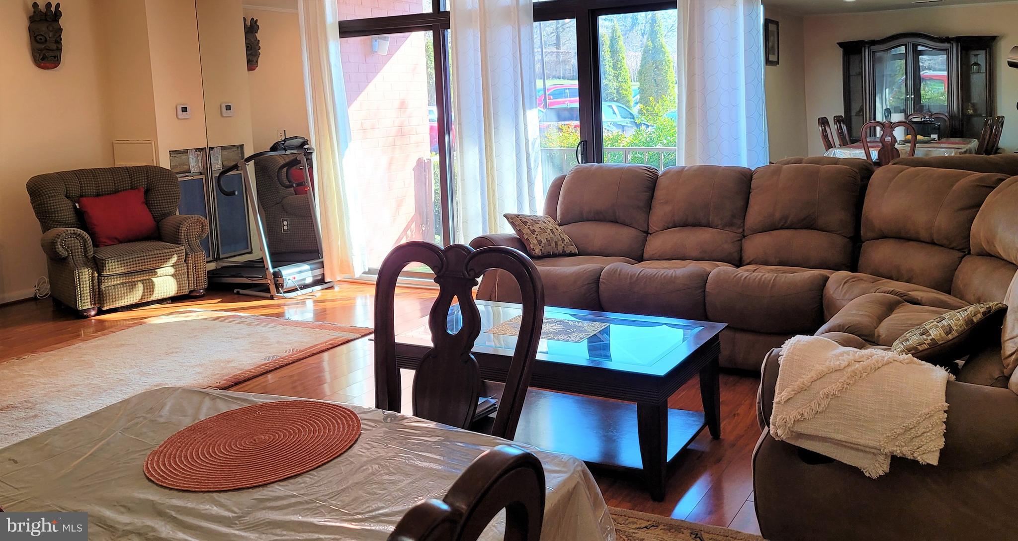 DULANEY VALLEY GARDENS - Residential