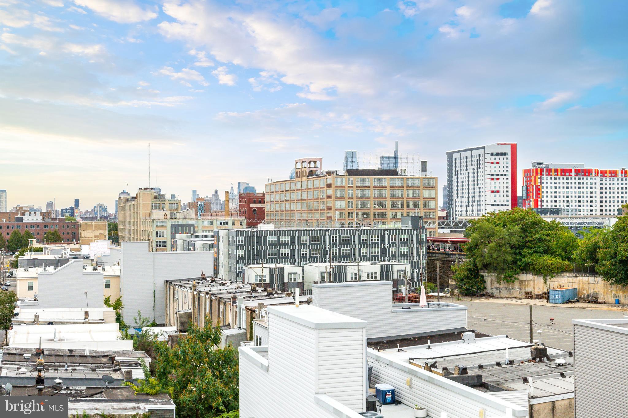 NORRIS SQUARE - Commercial Sale