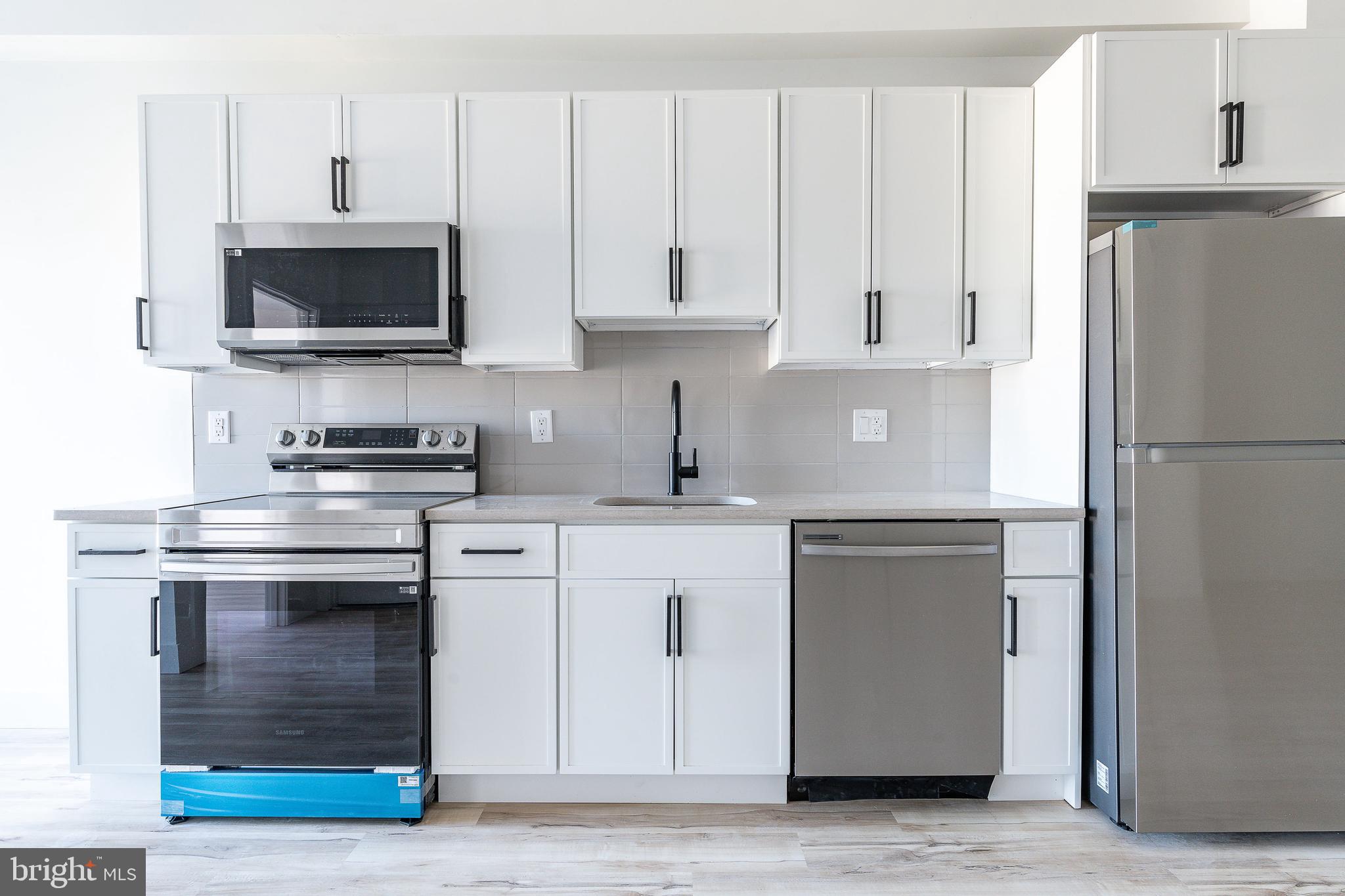 NORRIS SQUARE - Commercial Sale