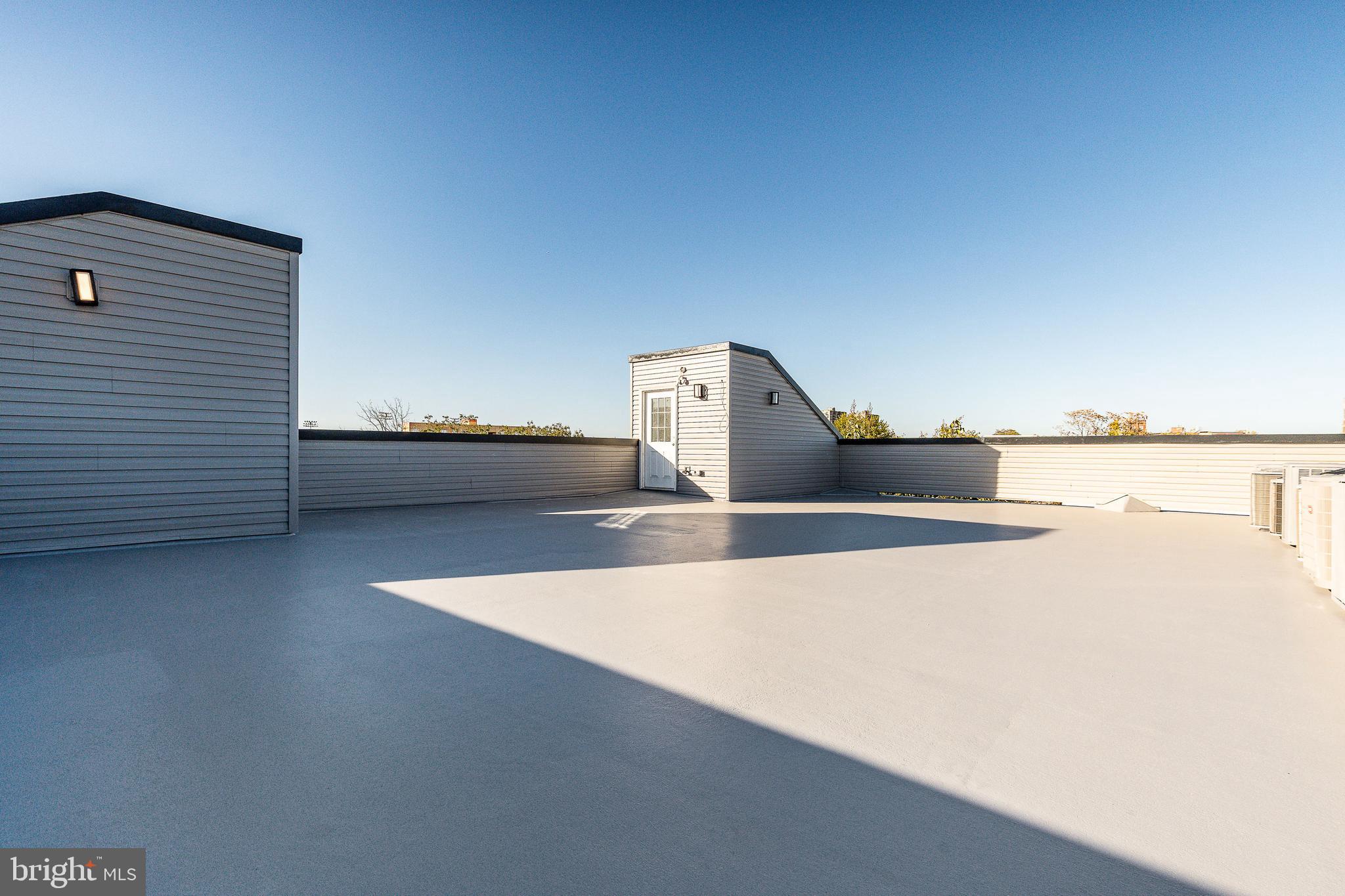 NORRIS SQUARE - Commercial Sale