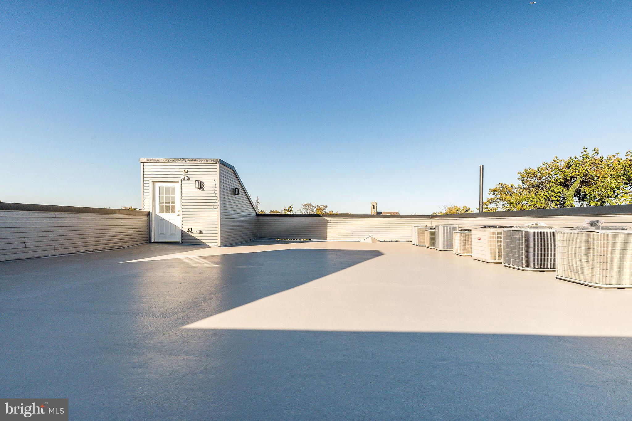 NORRIS SQUARE - Commercial Sale