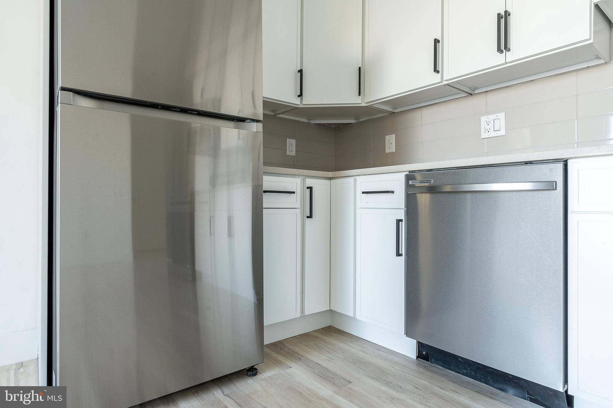 NORRIS SQUARE - Commercial Sale