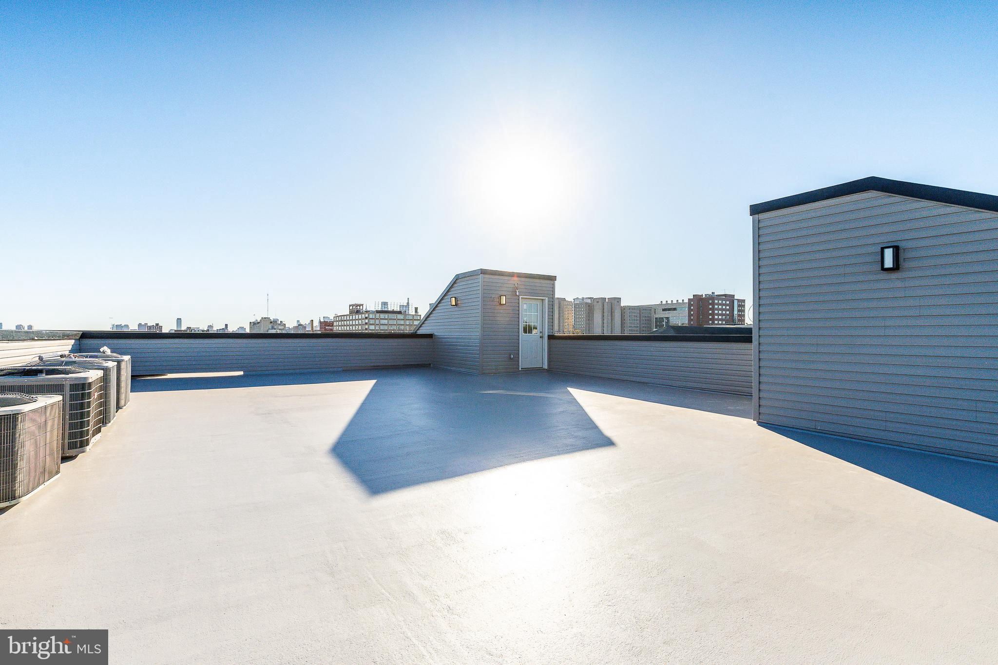 NORRIS SQUARE - Commercial Sale