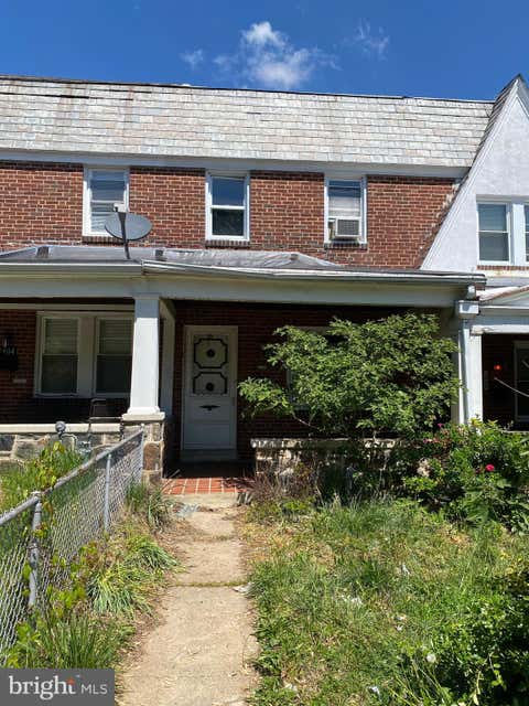 Townhouse For Sale - 3902 Woodridge Road<br/> BALTIMORE, MD 21229