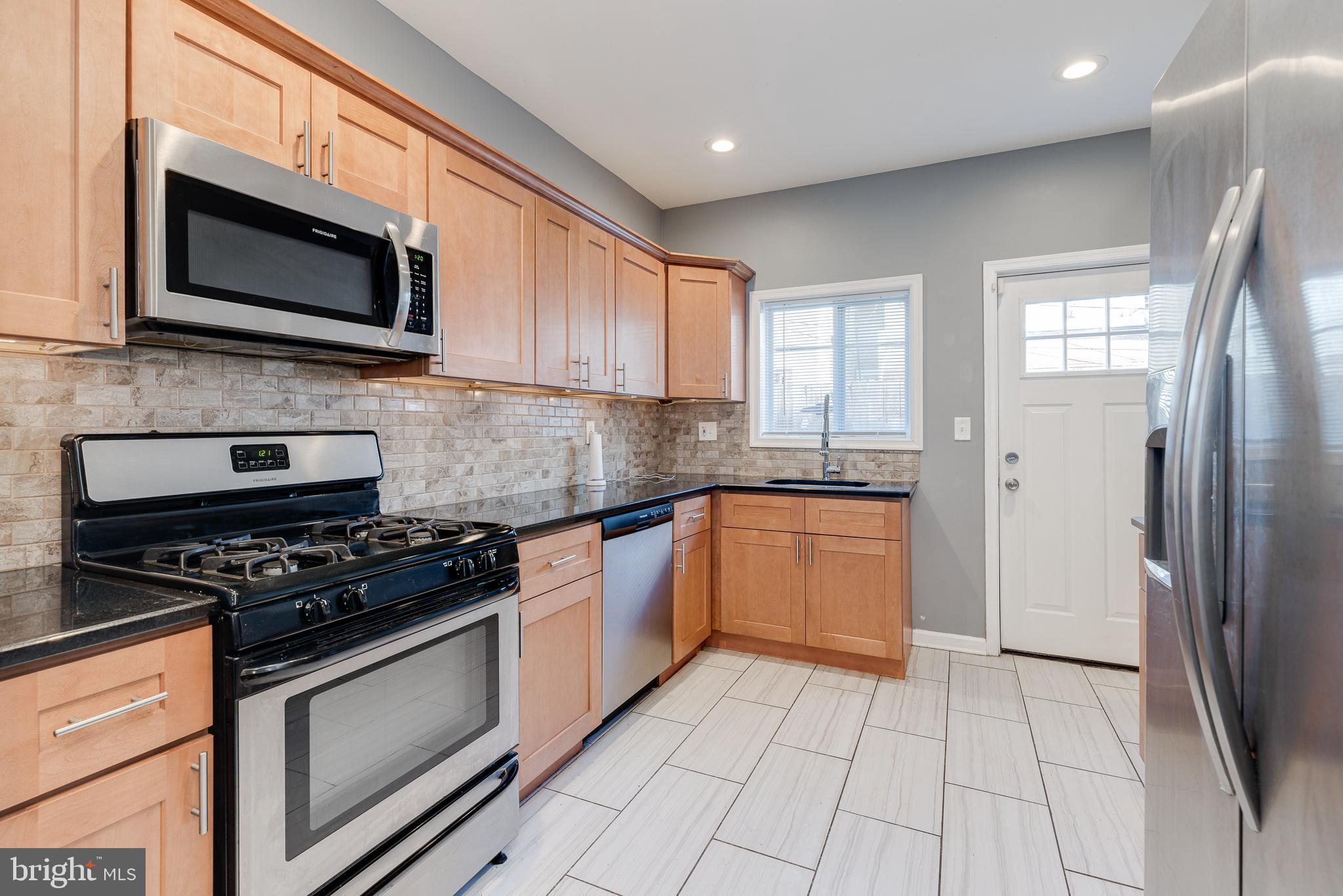 POINT BREEZE - Residential