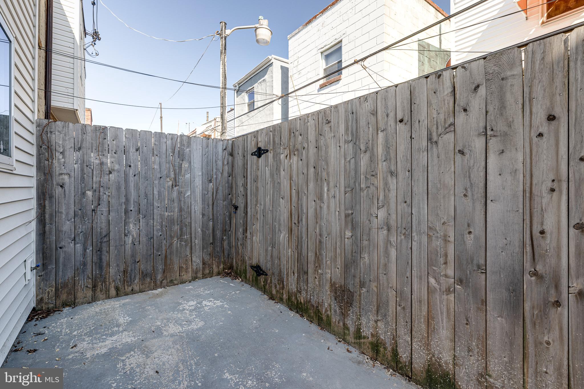 POINT BREEZE - Residential