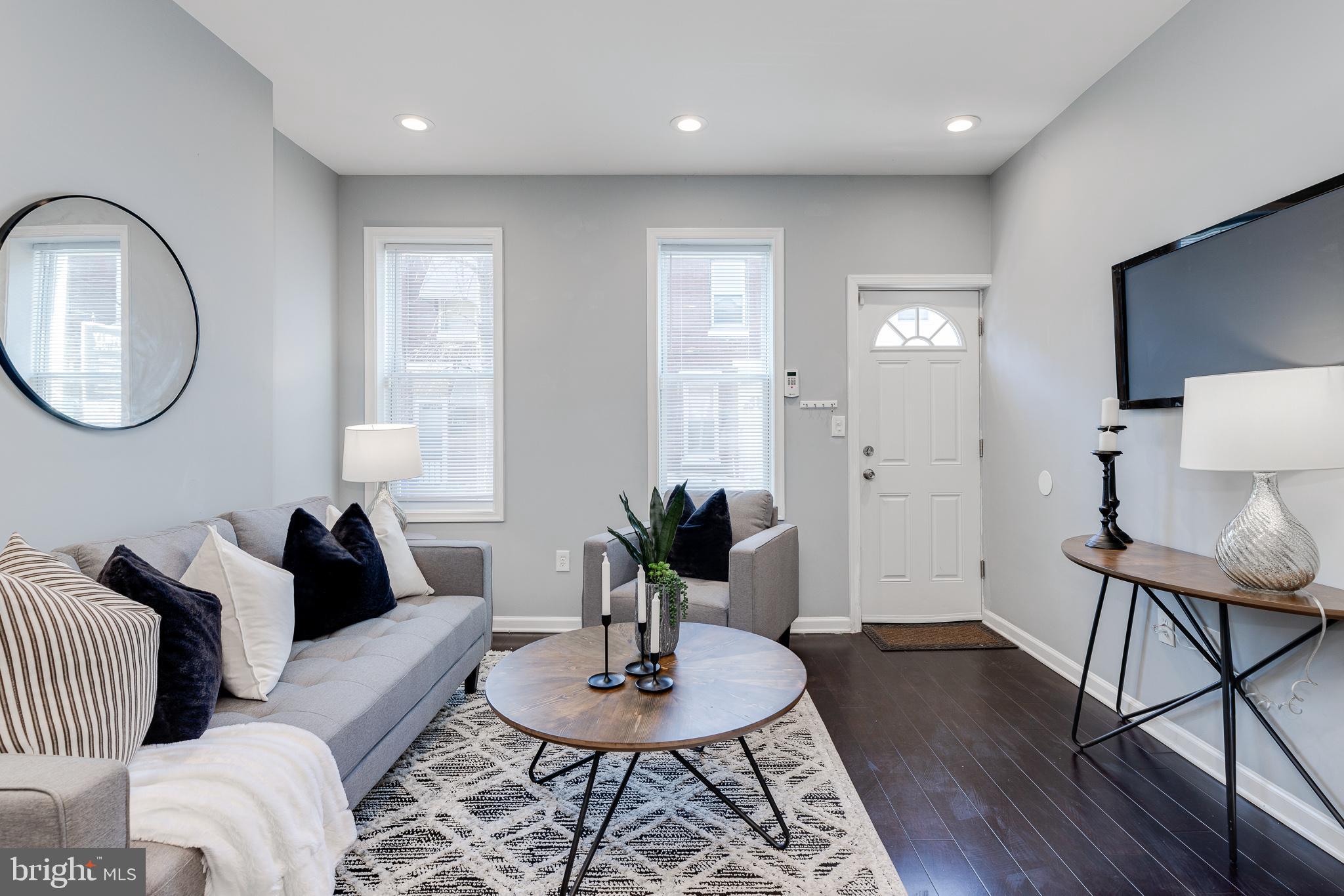 POINT BREEZE - Residential