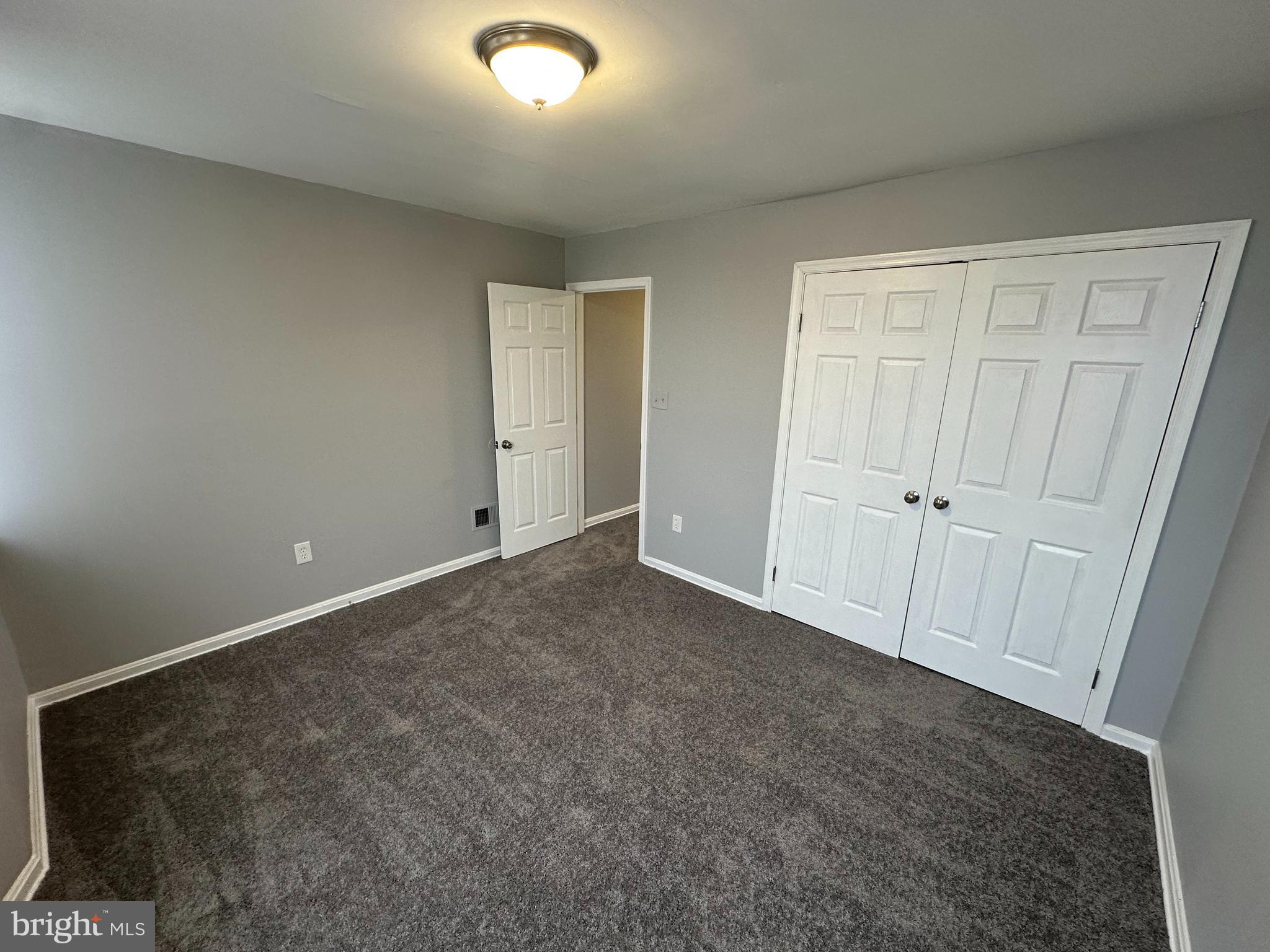 BROADWAY - Residential Lease