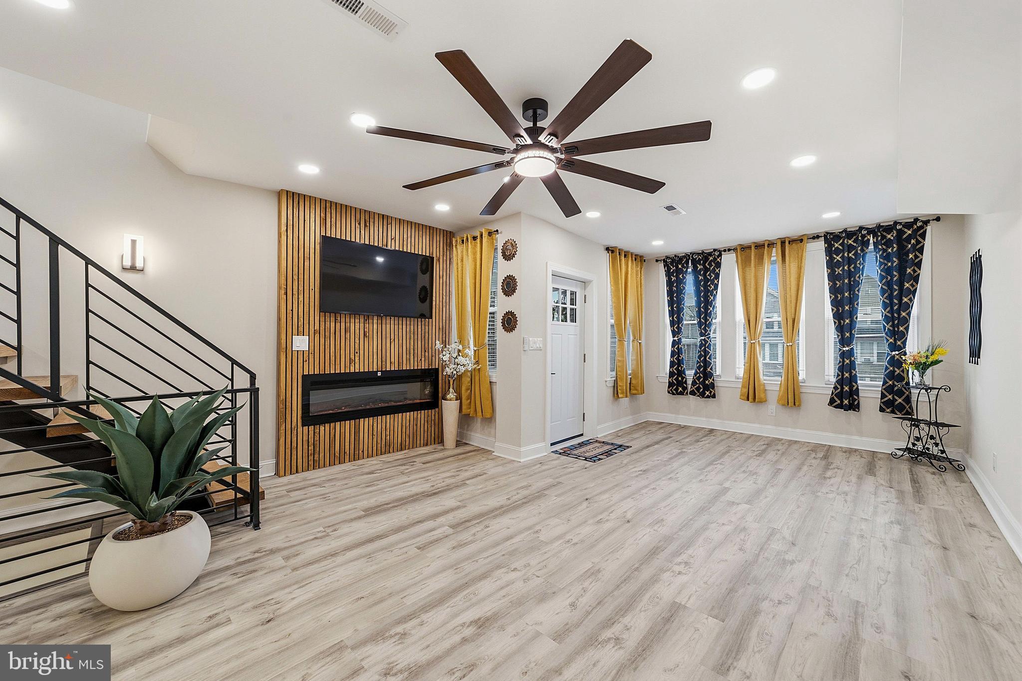 CEDARBROOK - Residential