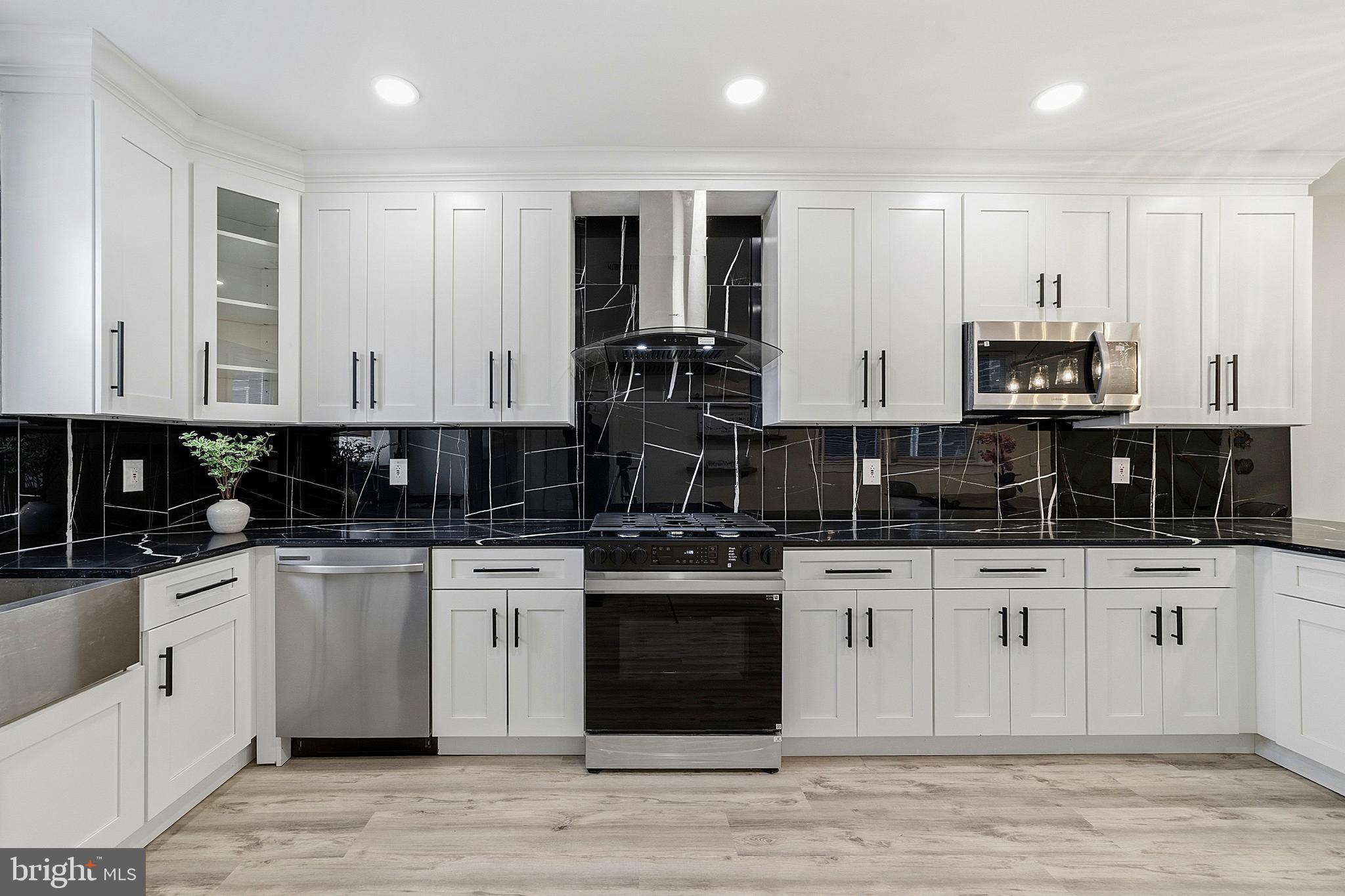 CEDARBROOK - Residential