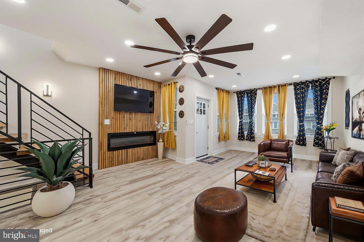 CEDARBROOK - Residential