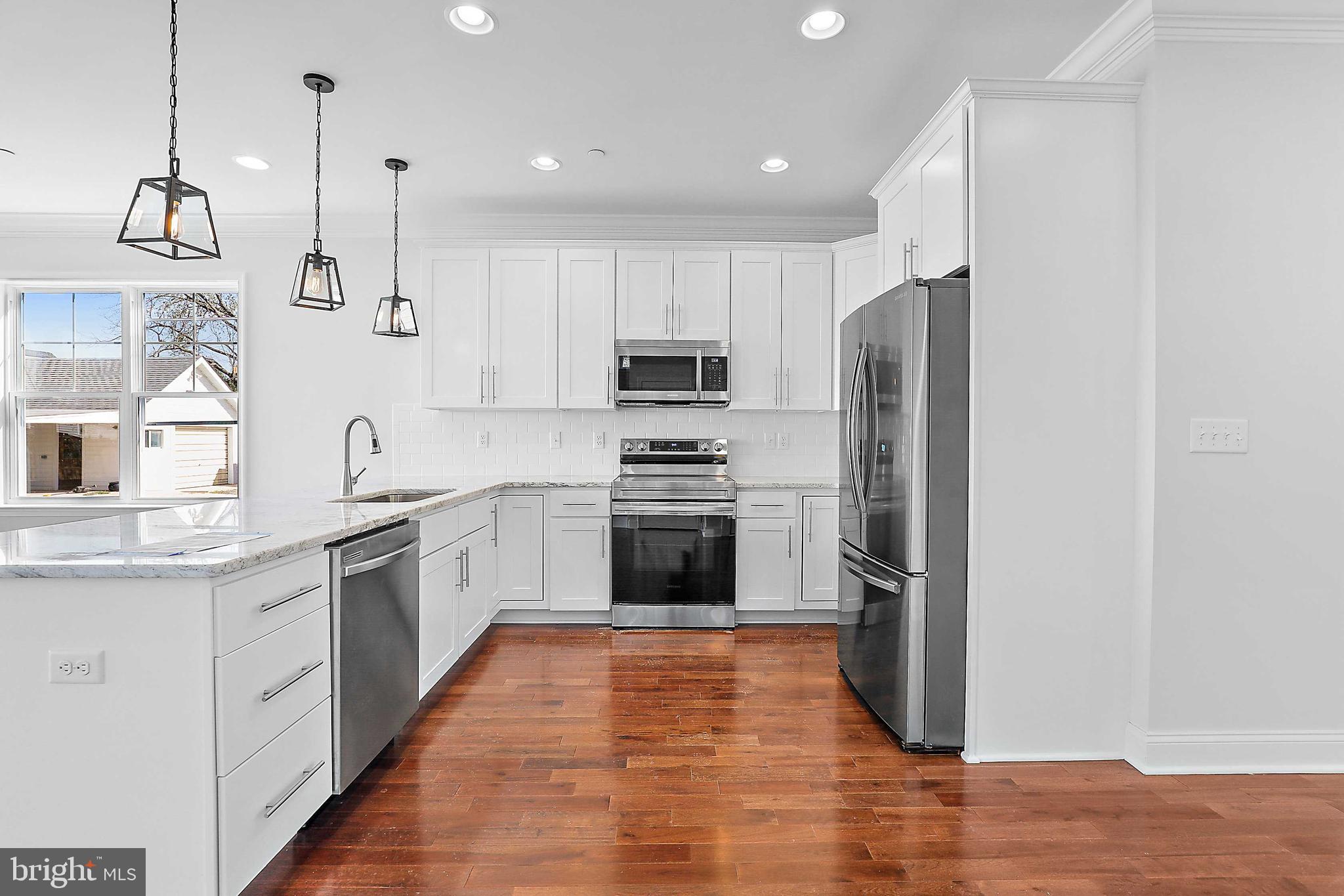 OAKDALE WOODS - Residential