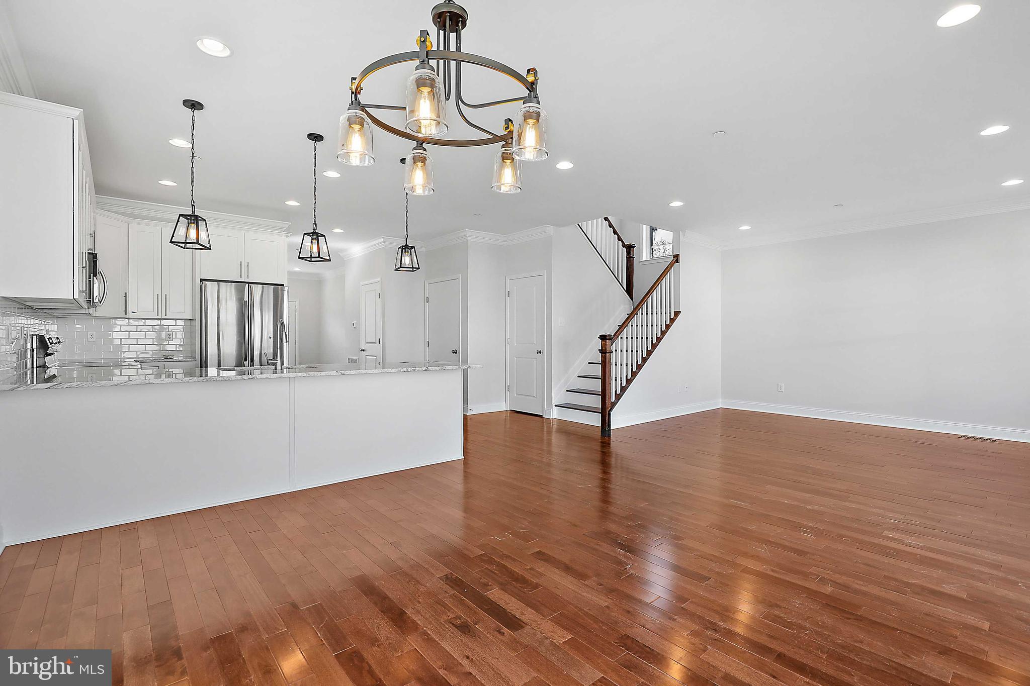 OAKDALE WOODS - Residential