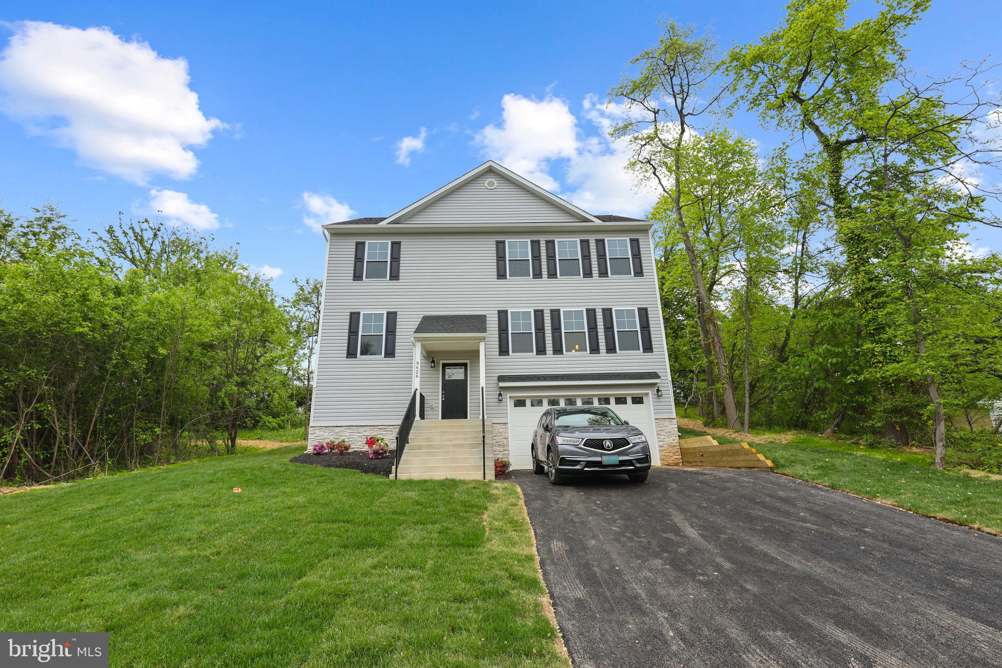 OAKDALE WOODS - Residential