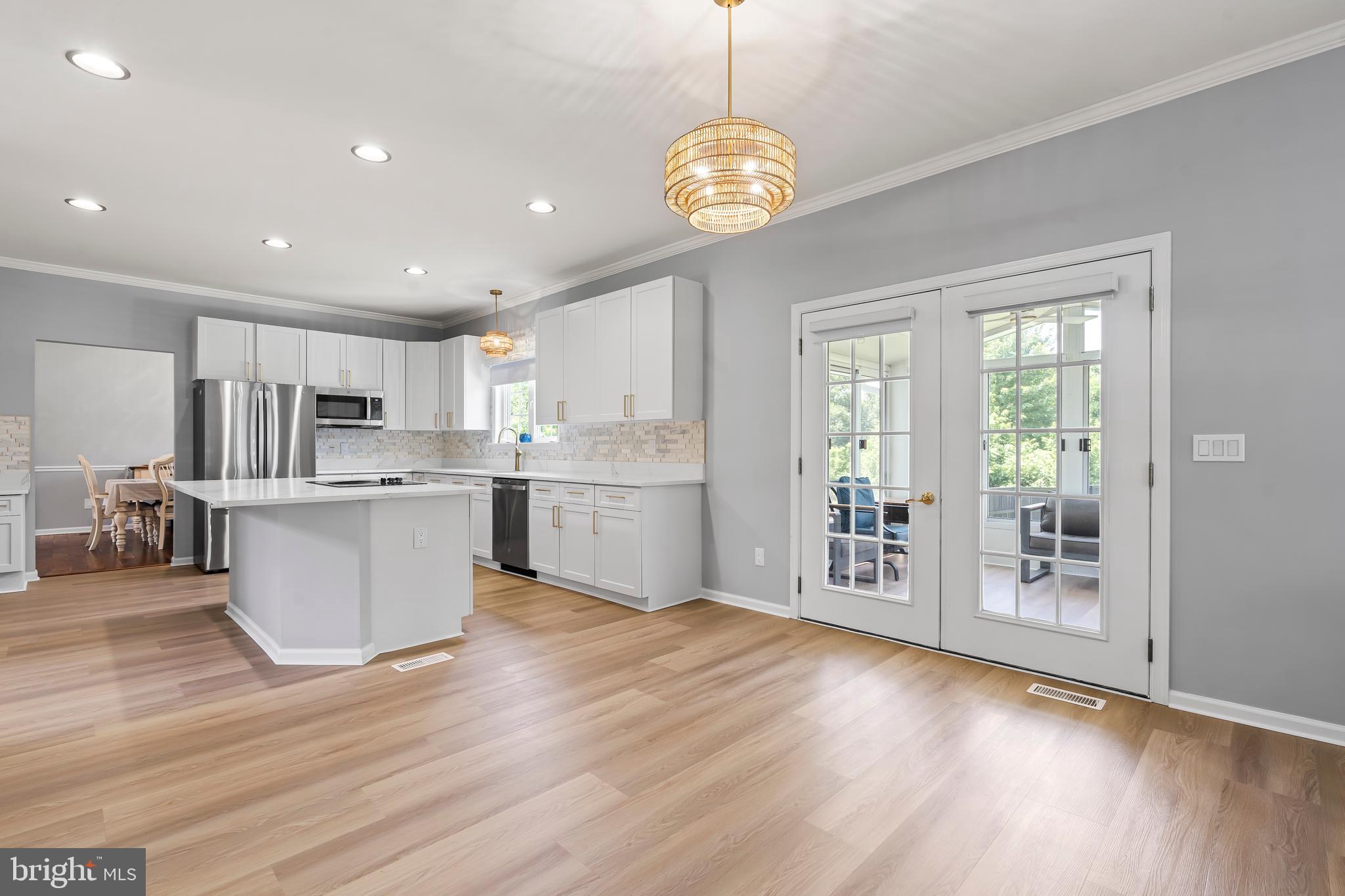 HIGHPOINTE - Residential