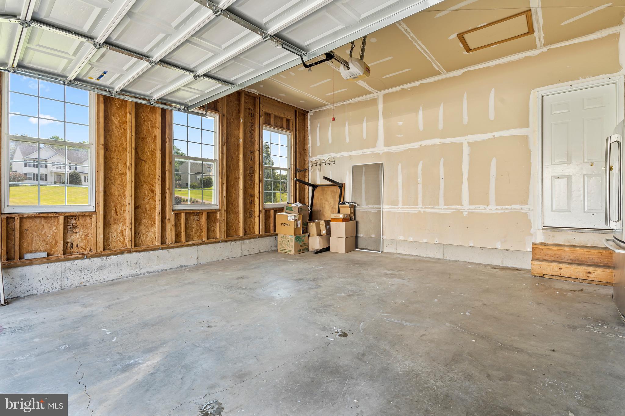 HIGHPOINTE - Residential