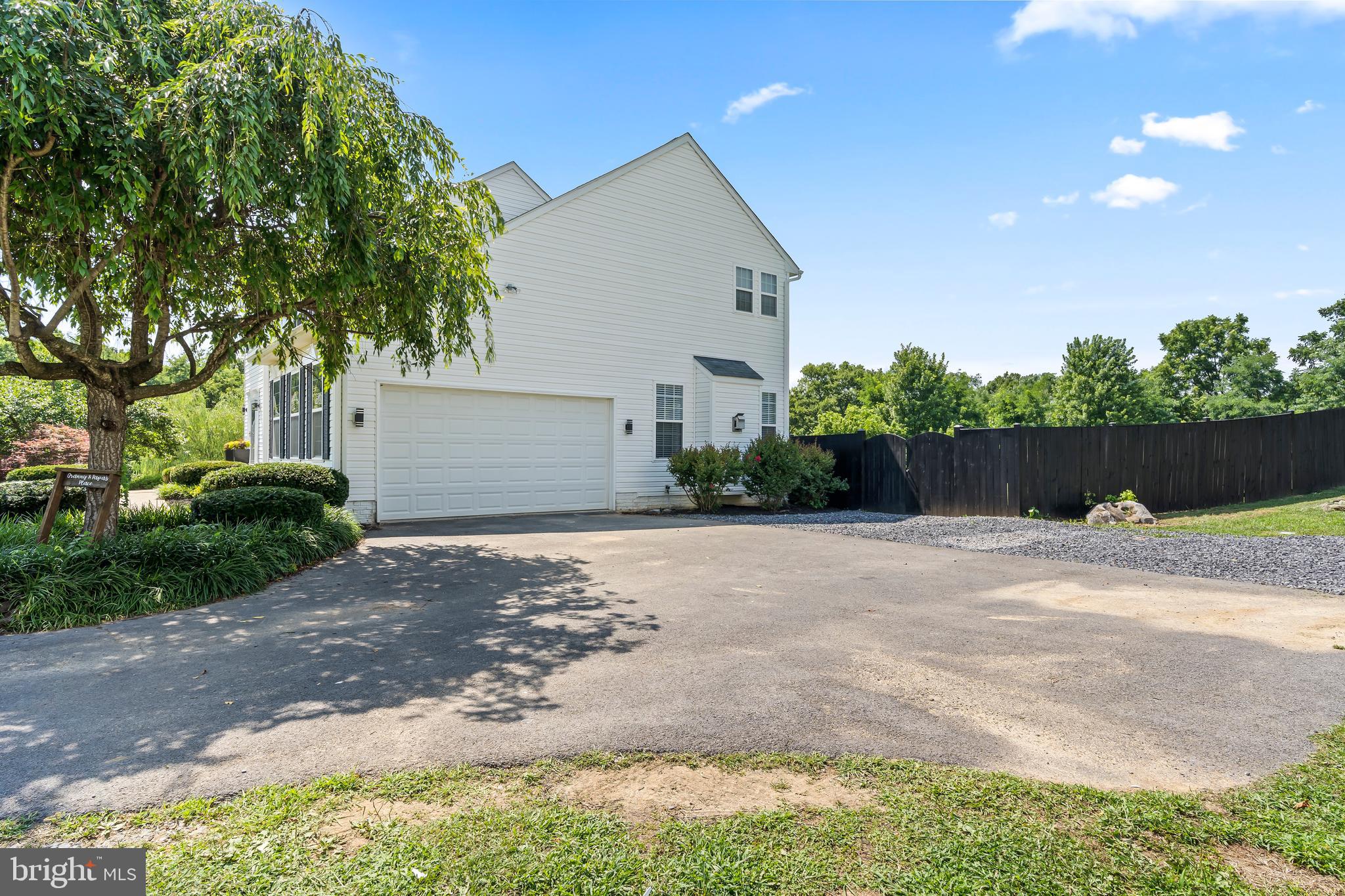 HIGHPOINTE - Residential